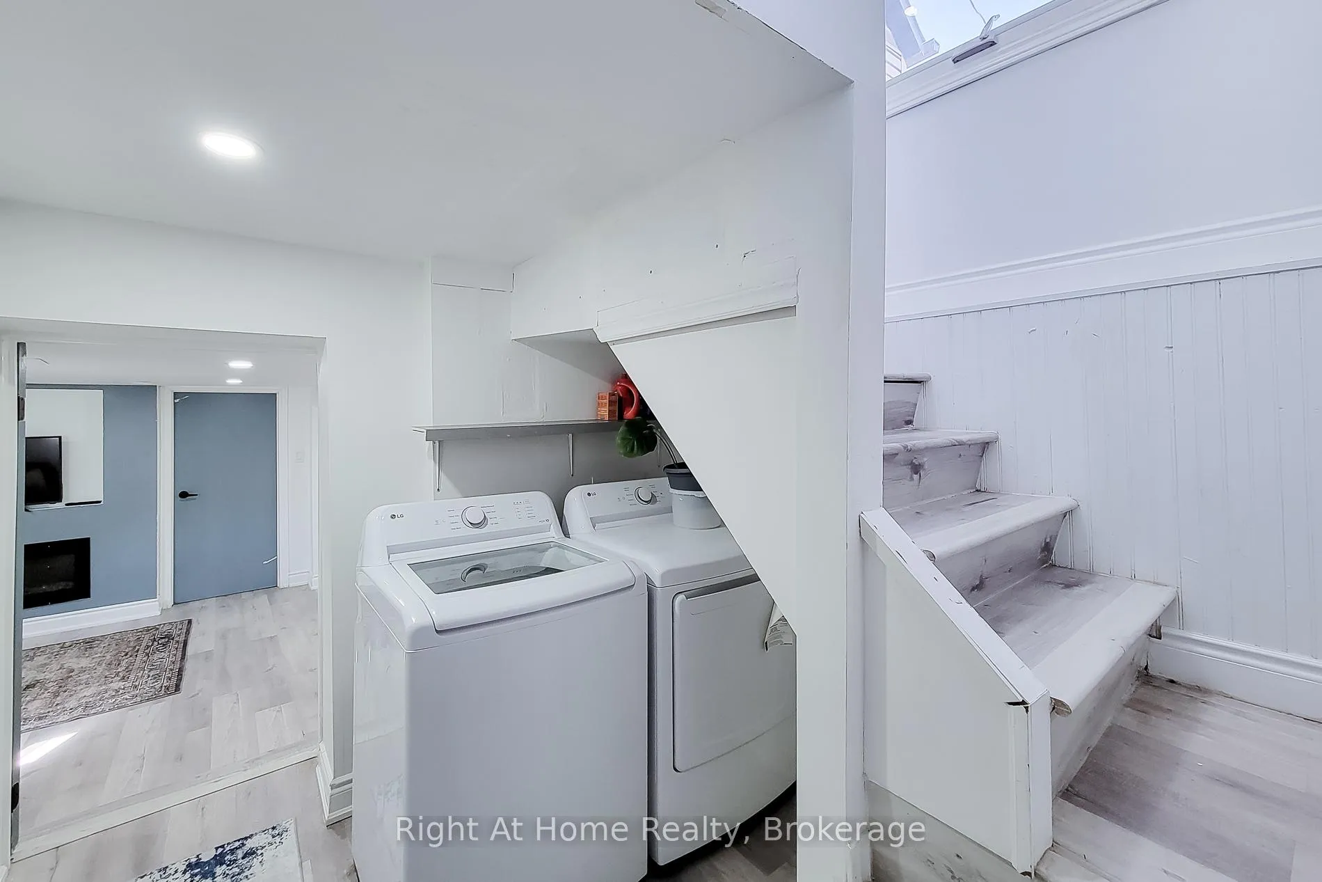 Photo 35 of 321 Dewitt Road N, Hamilton, Stoney Creek Industrial — HOMEH