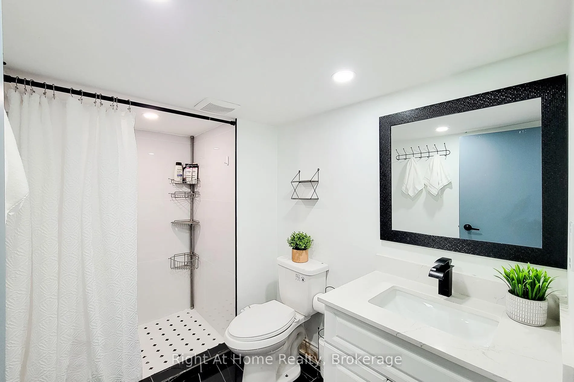 Photo 42 of 321 Dewitt Road N, Hamilton, Stoney Creek Industrial — HOMEH