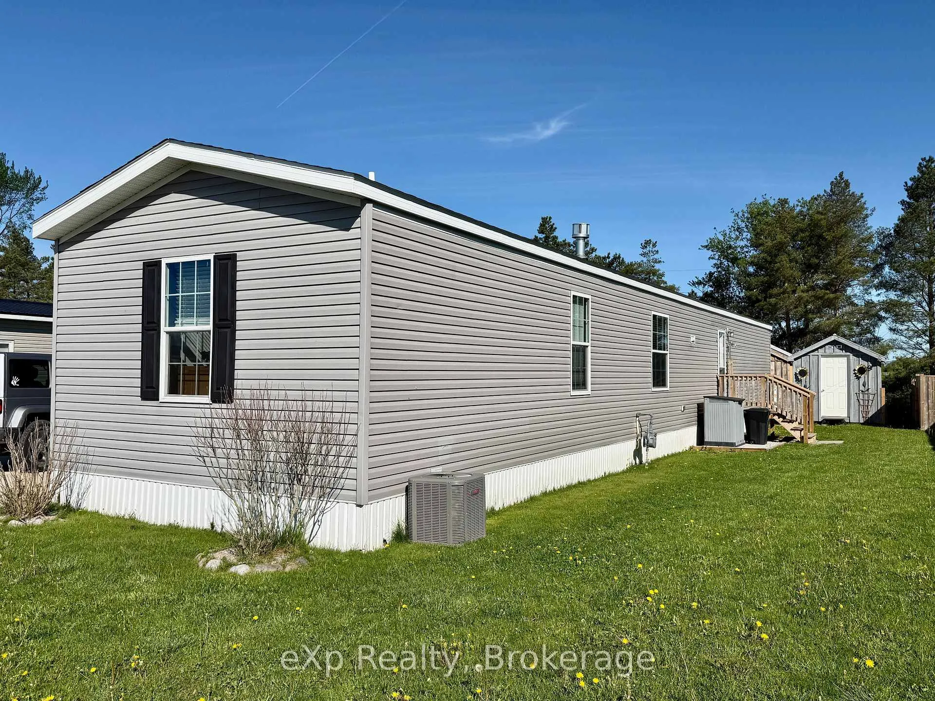 Photo 3 of 35 Dove Road, Brockton — HOMEH