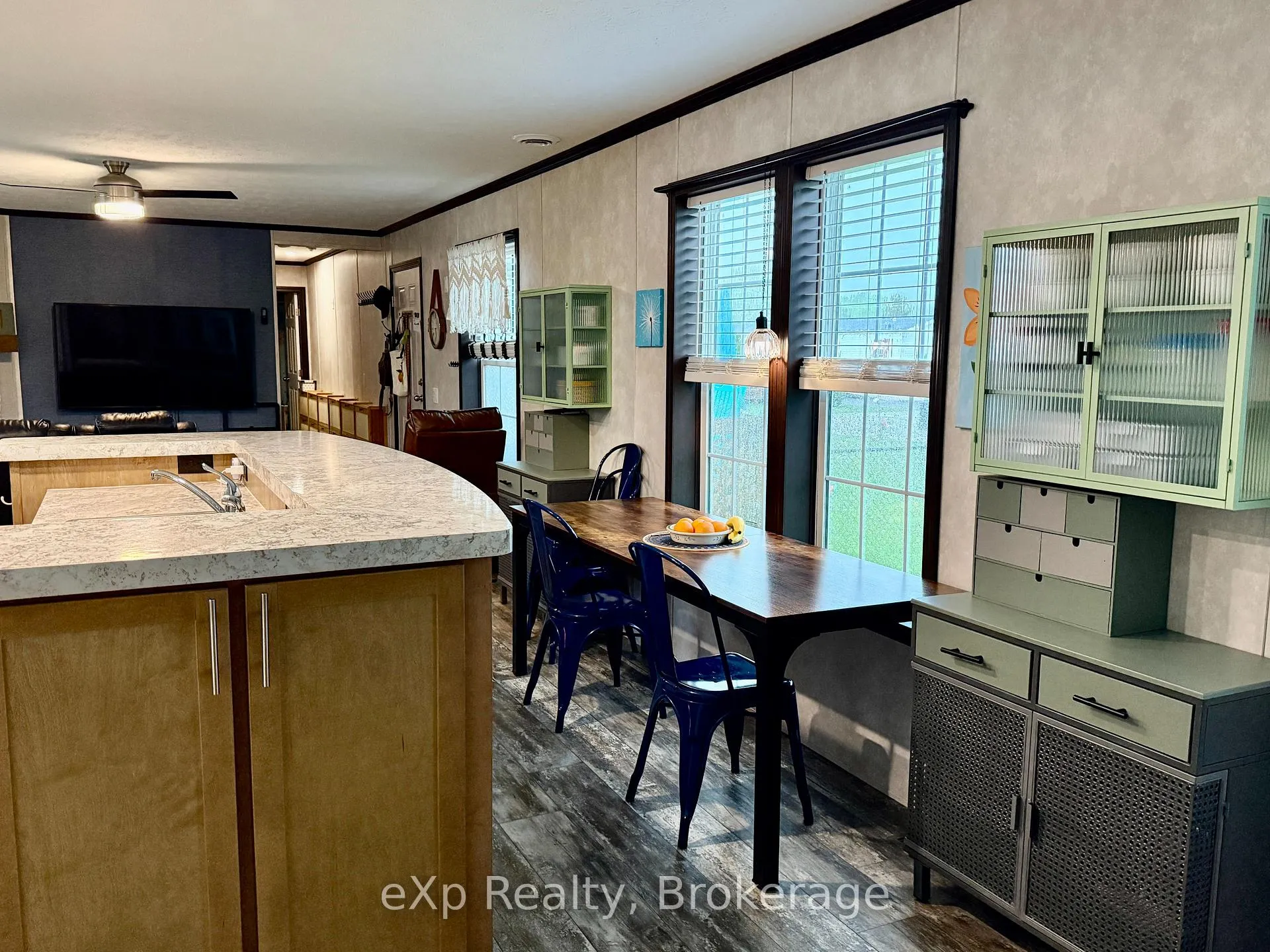 Photo 11 of 35 Dove Road, Brockton — HOMEH
