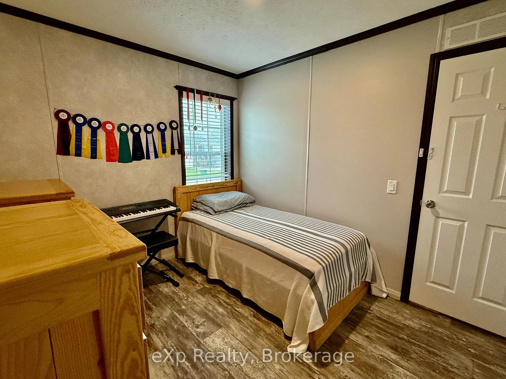 Photo 14 of 35 Dove Road, Brockton — HOMEH