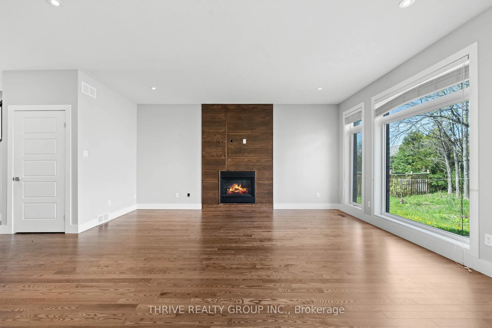 Photo 10 of 483 Sophia Crescent, London, North I — HOMEH
