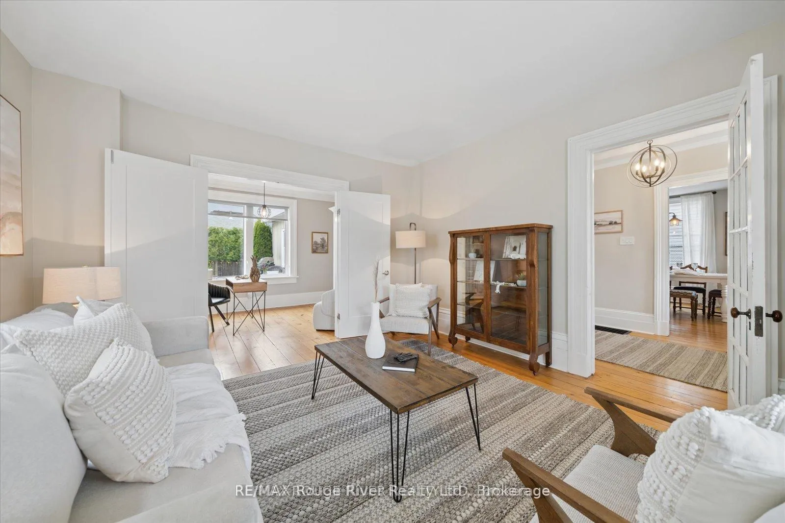 Photo 9 of 63 Downey Drive, Whitby, Brooklin — HOMEH