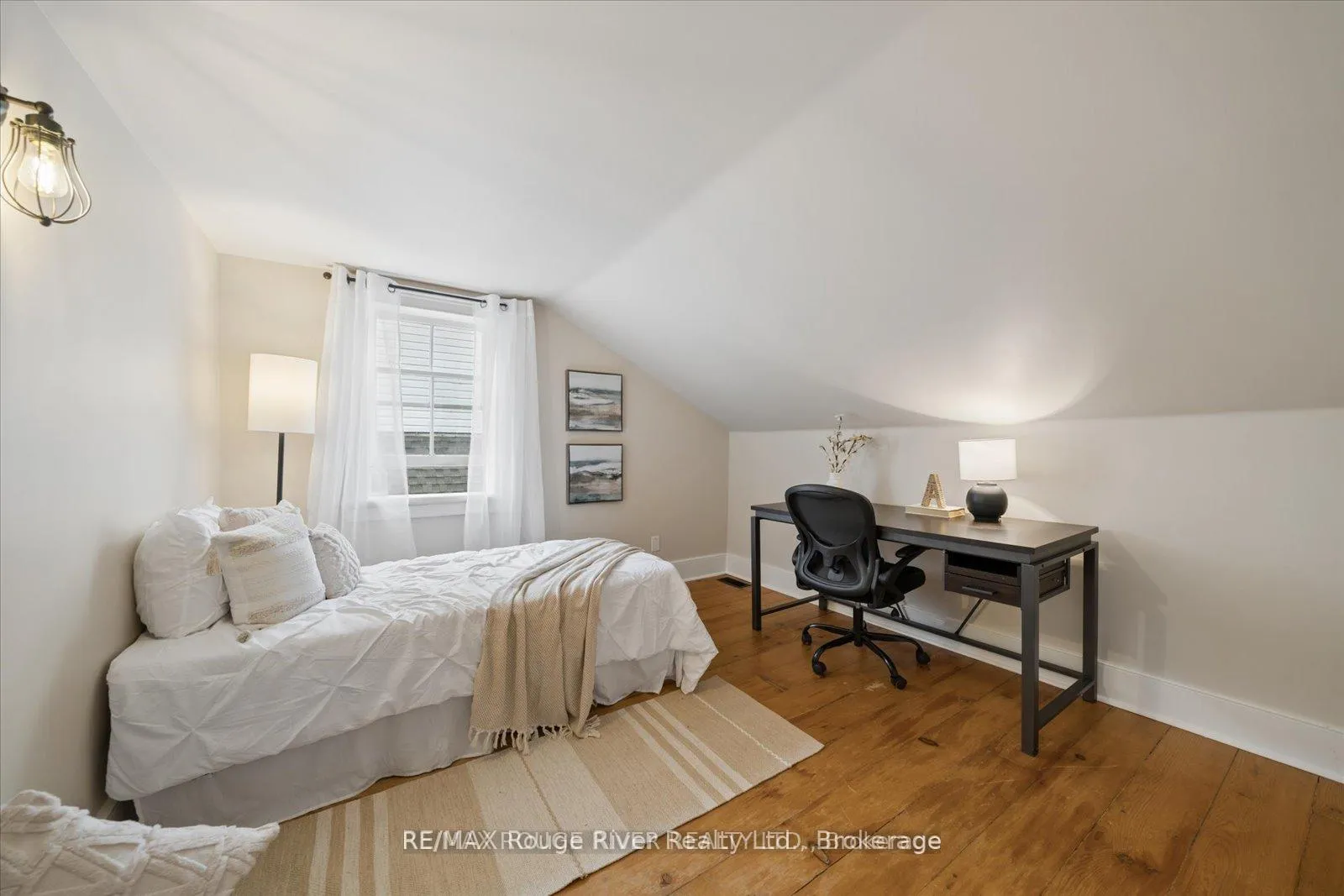 Photo 32 of 63 Downey Drive, Whitby, Brooklin — HOMEH