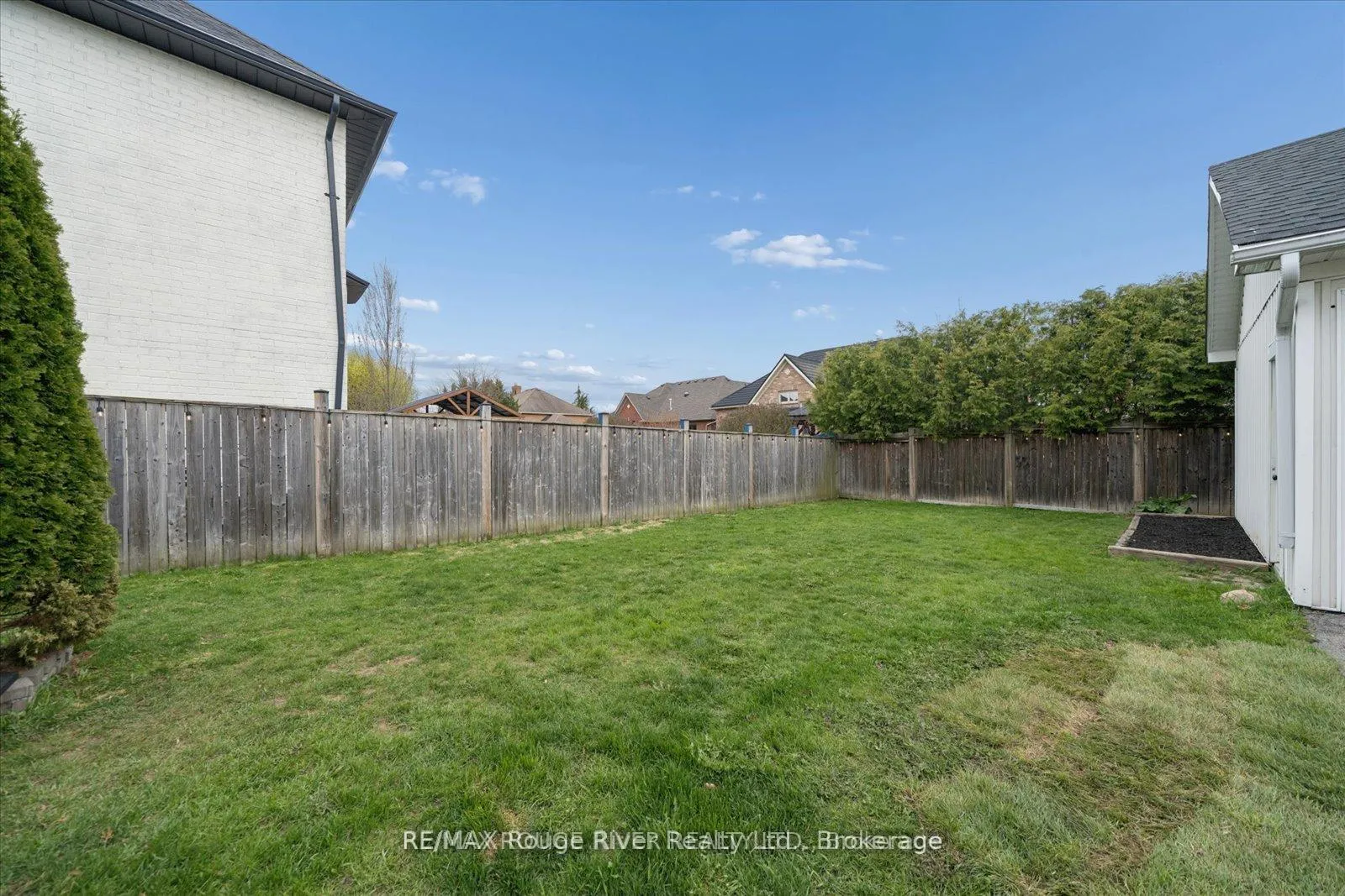 Photo 49 of 63 Downey Drive, Whitby, Brooklin — HOMEH