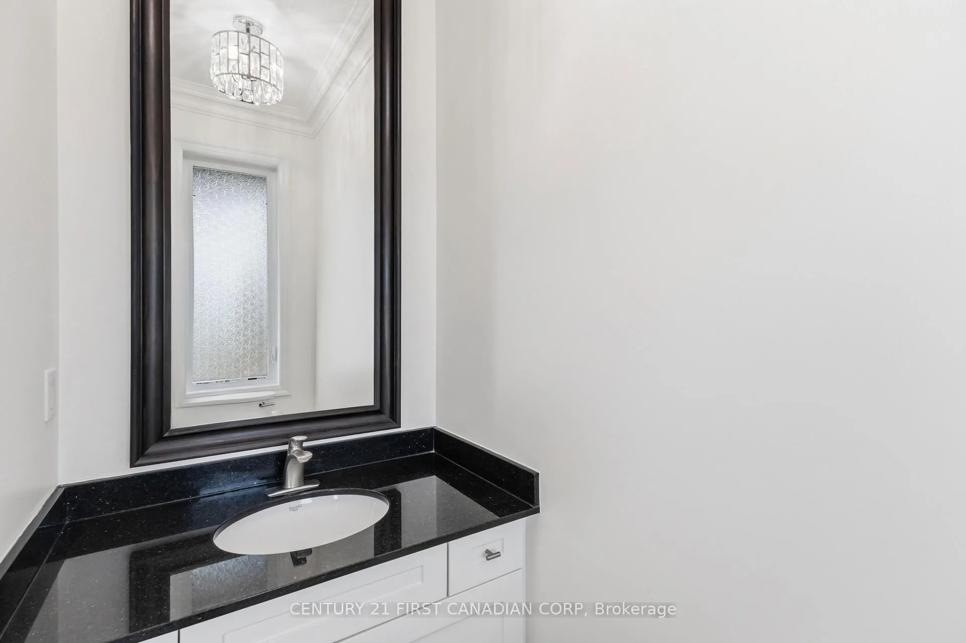 Photo 13 of 307 Portrush Place, London, North D — HOMEH
