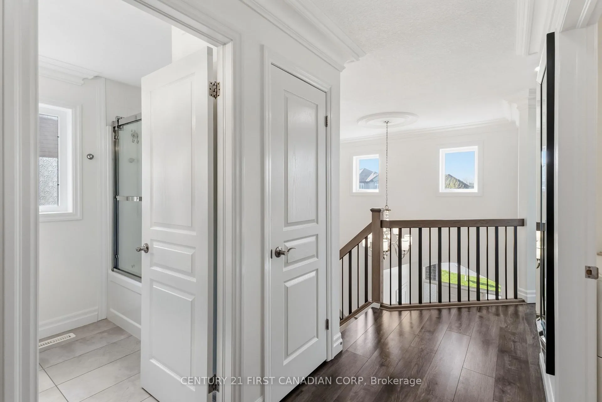 Photo 14 of 307 Portrush Place, London, North D — HOMEH
