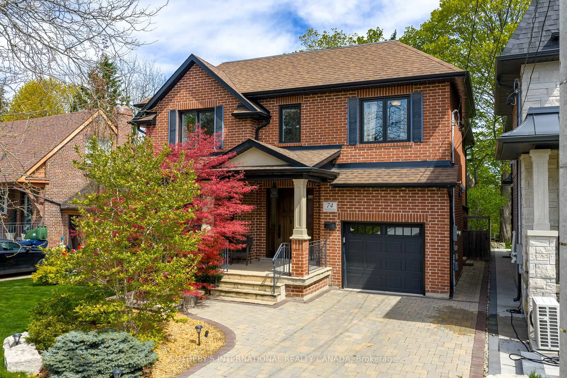 Photo 12 of 74 Four Oaks Gate, Toronto, East York — HOMEH