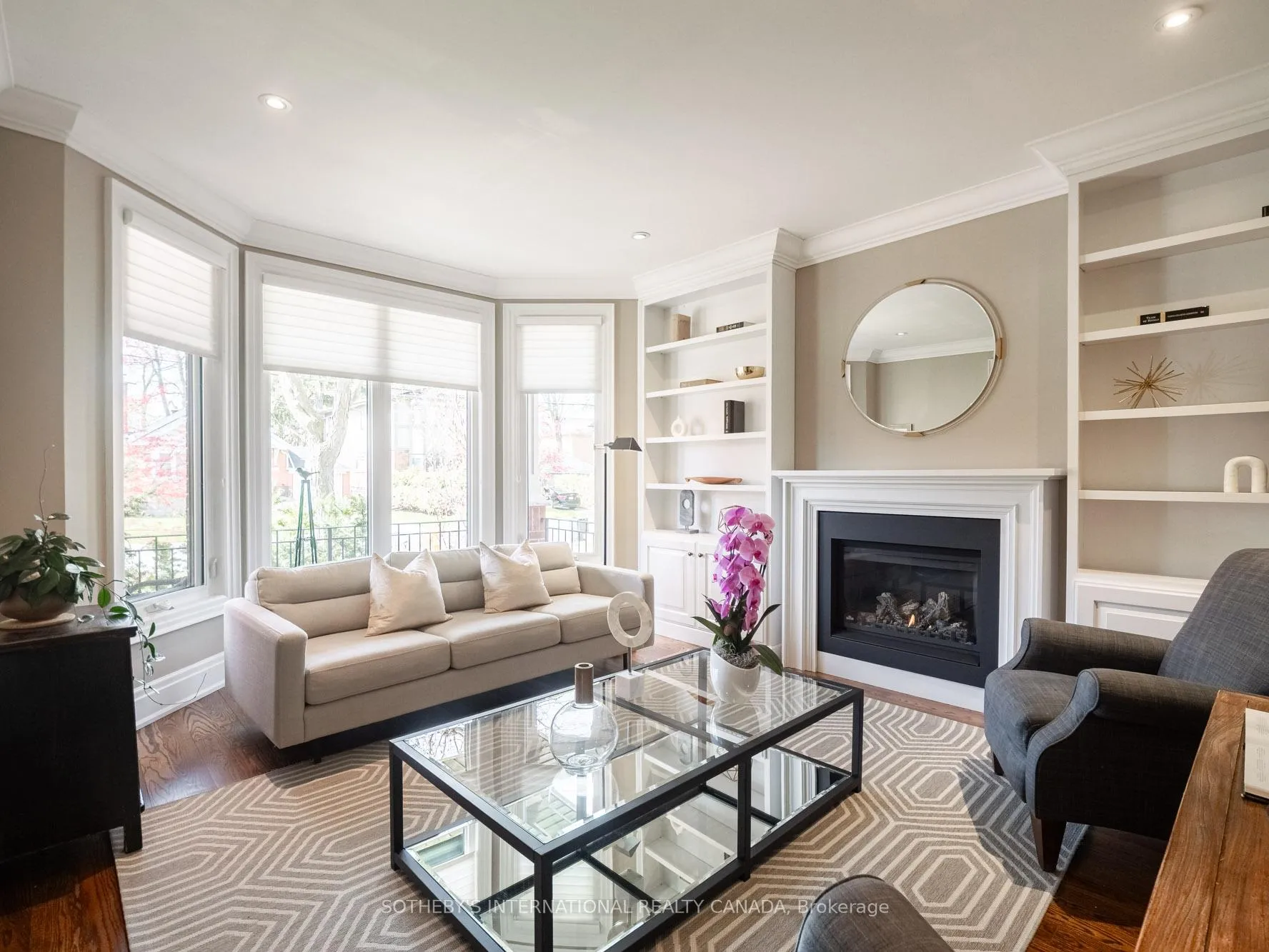 Photo 10 of 74 Four Oaks Gate, Toronto, East York — HOMEH