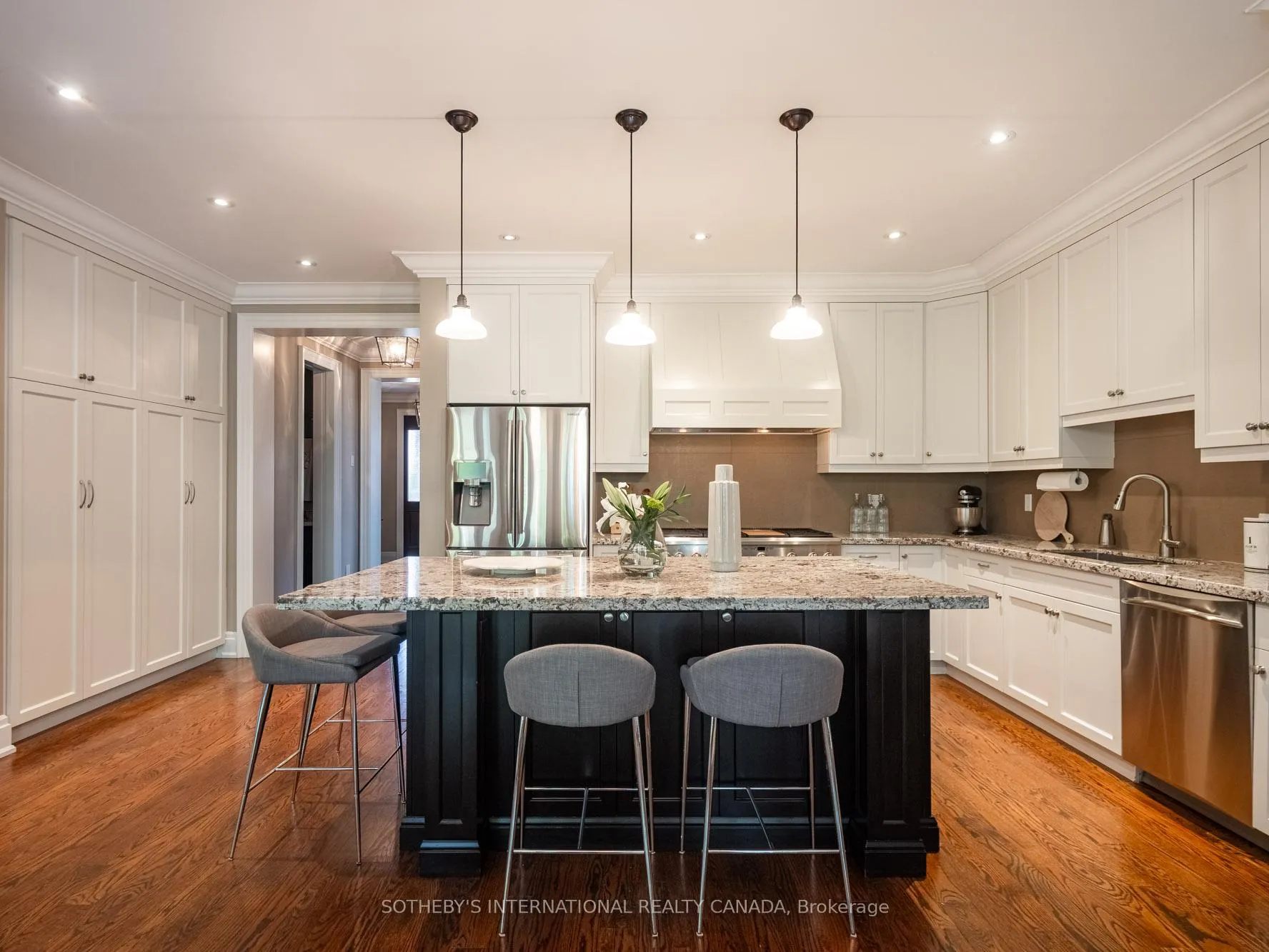 Photo 17 of 74 Four Oaks Gate, Toronto, East York — HOMEH