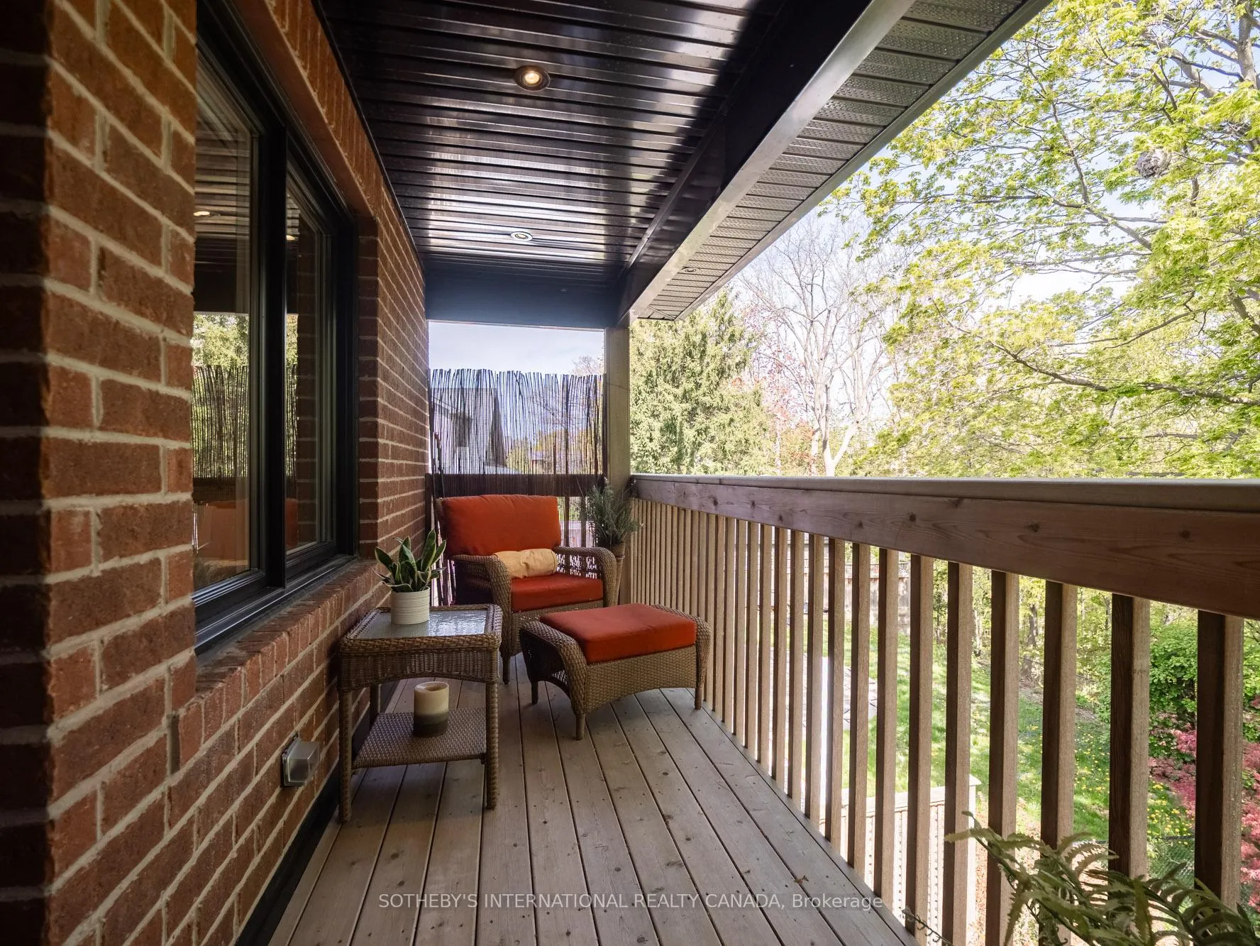 Photo 45 of 74 Four Oaks Gate, Toronto, East York — HOMEH