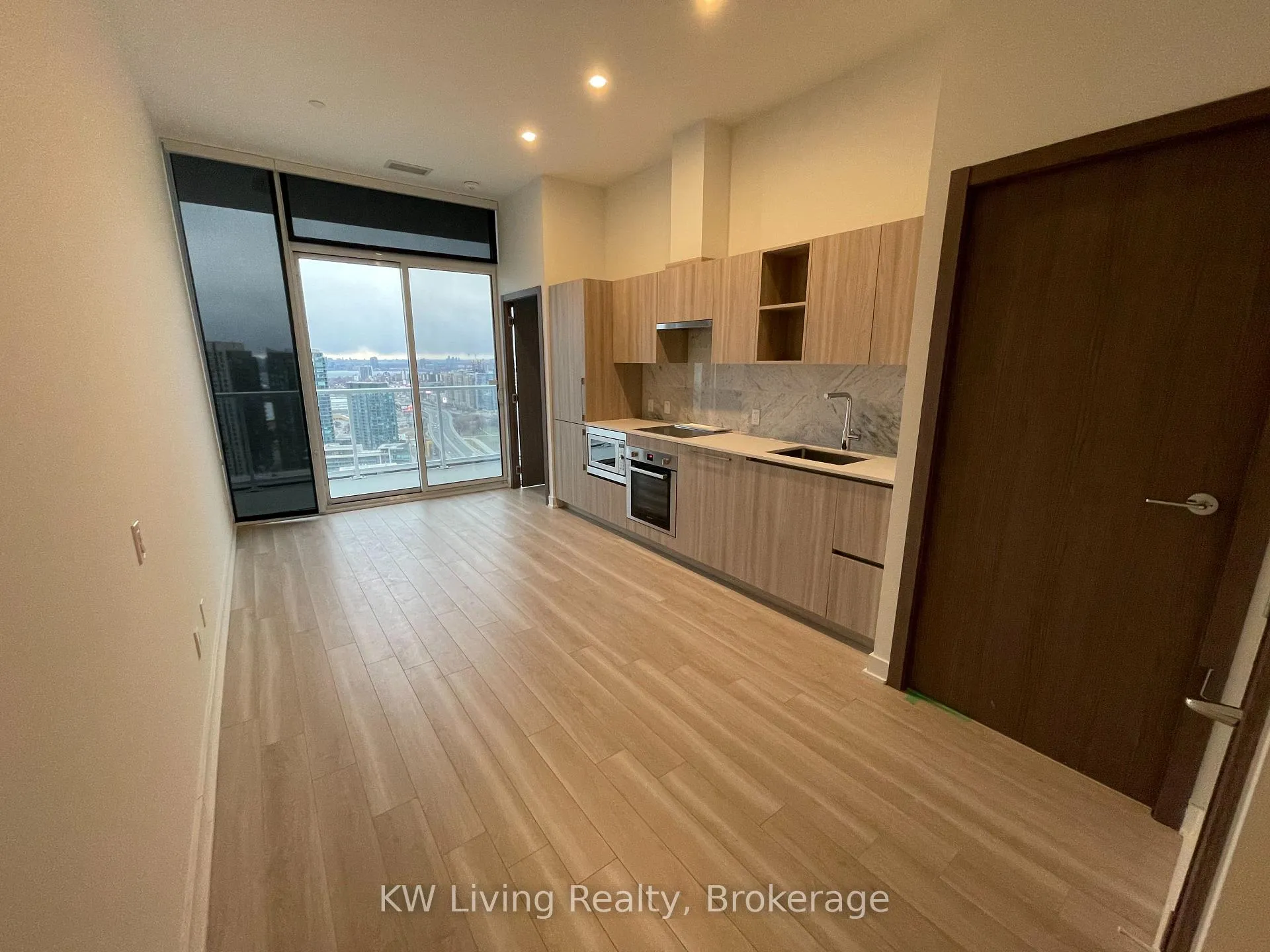 Photo of Unit 4202, 19 Bathurst Street