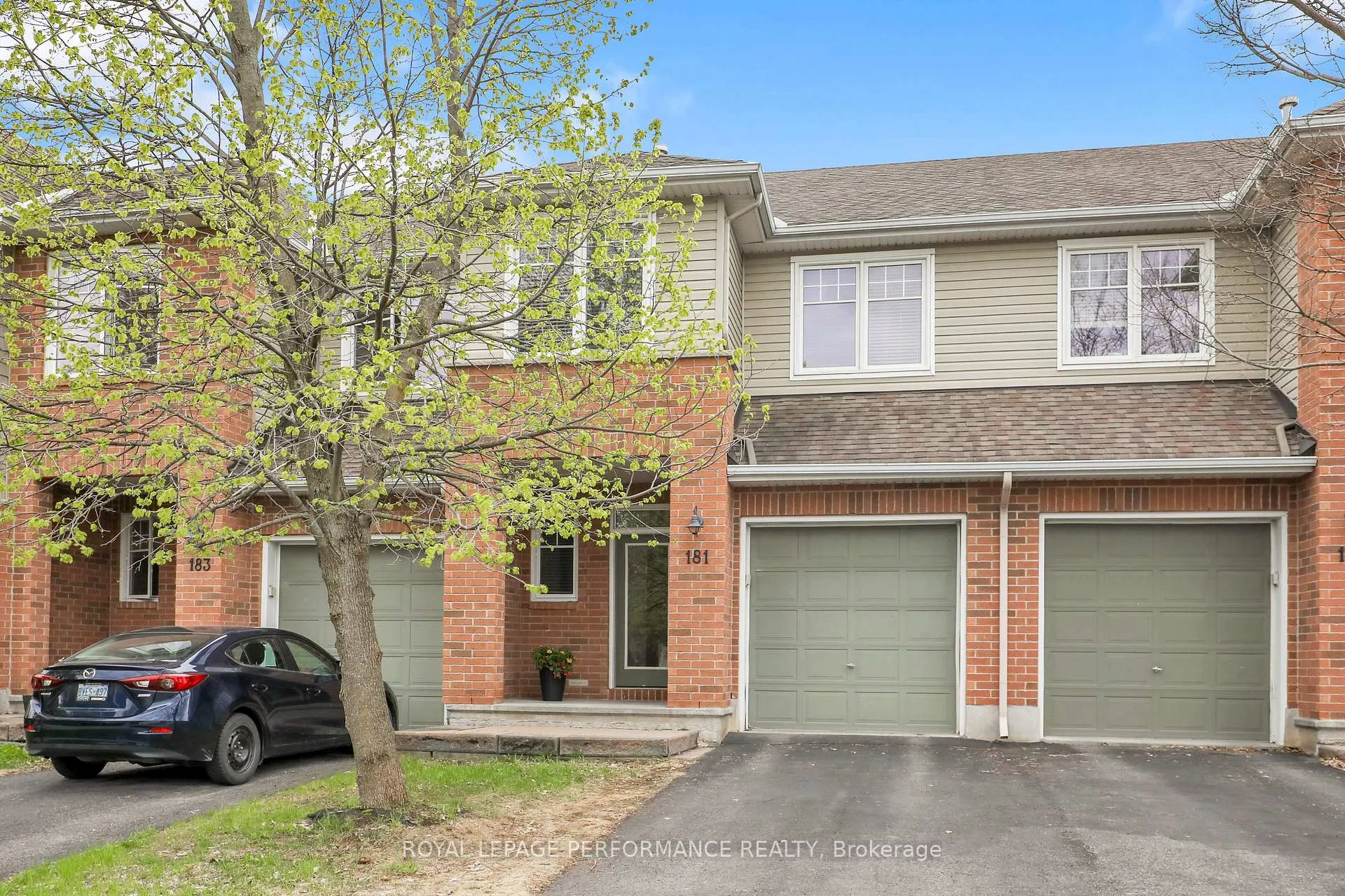 Photo 2 of 181 Bradwell Way, Ottawa, Blossom Park/Kemp Park/Findlay Creek — HOMEH