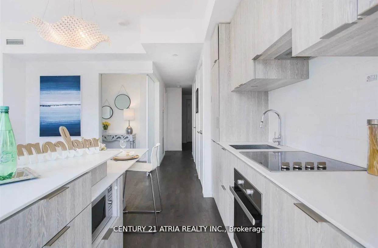 Photo 8 of Unit 1705, 5 St Joseph Street, Toronto, Bay Street Corridor — HOMEH