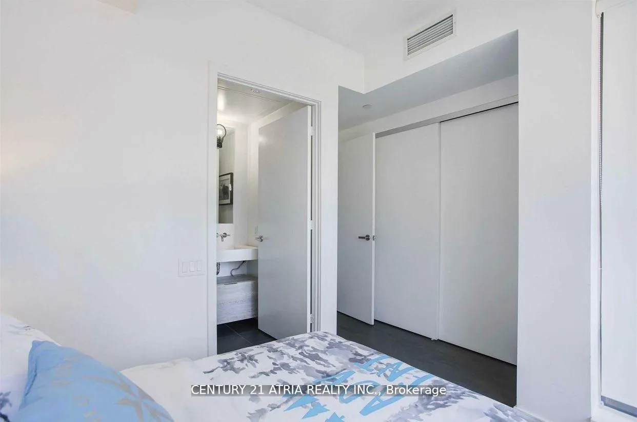 Photo 15 of Unit 1705, 5 St Joseph Street, Toronto, Bay Street Corridor — HOMEH