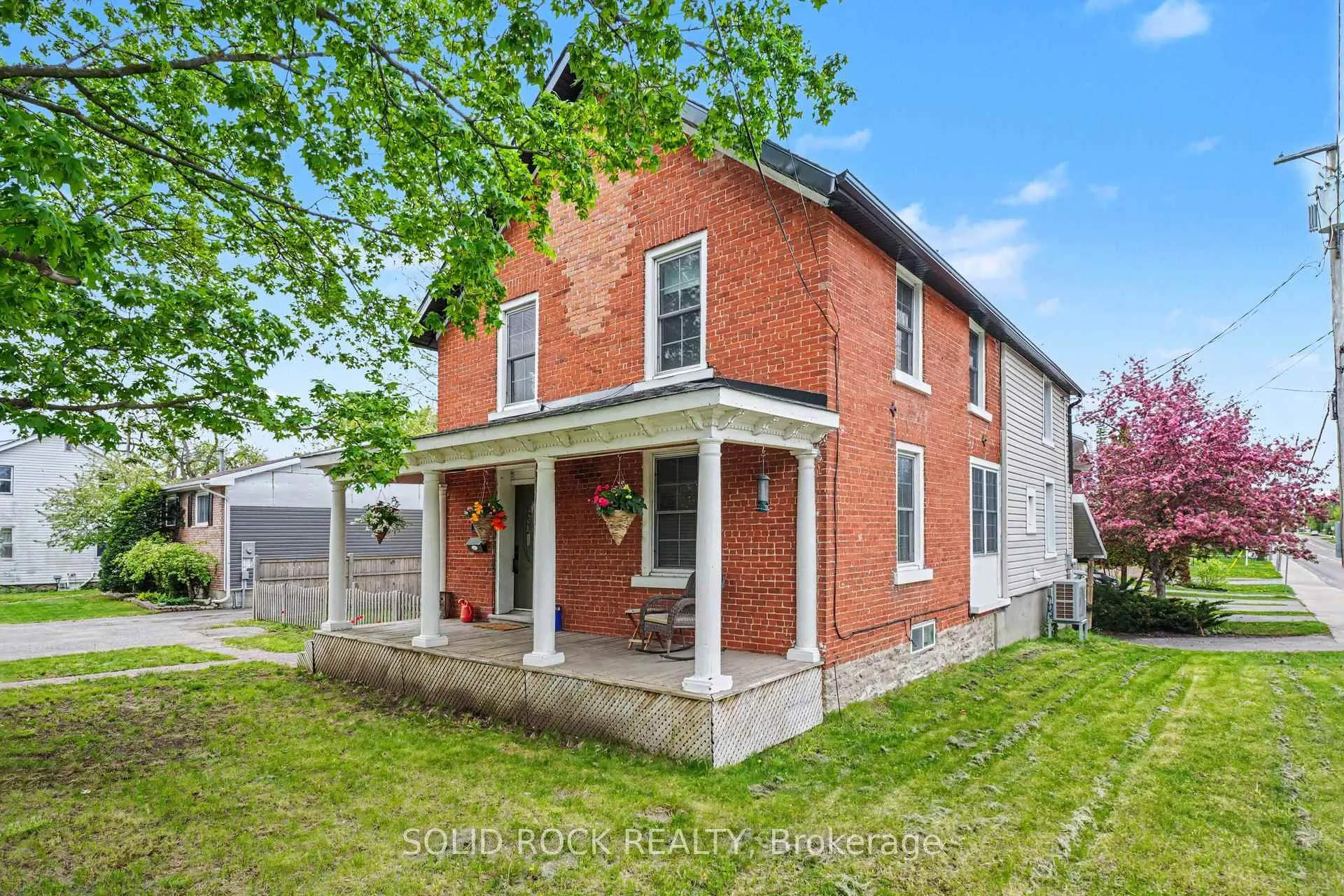 Photo 2 of 312 Bridge Street, Carleton Place — HOMEH