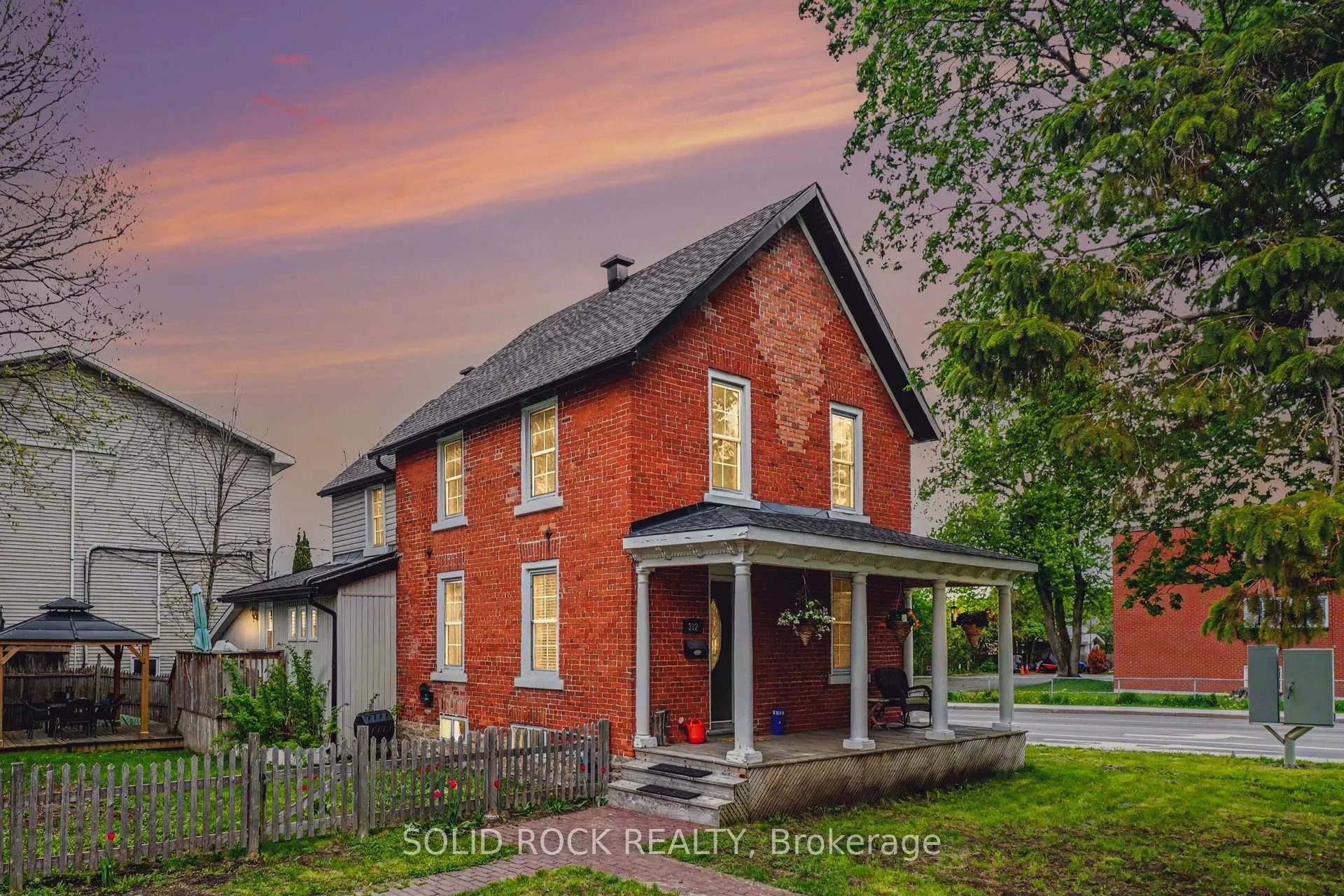 Photo 1 of 312 Bridge Street, Carleton Place — HOMEH