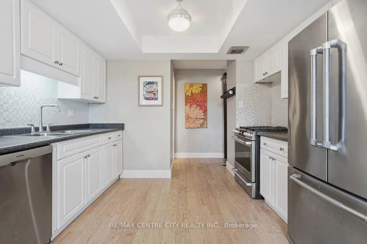 Photo 12 of 461 Everglade Crescent, London, North P — HOMEH