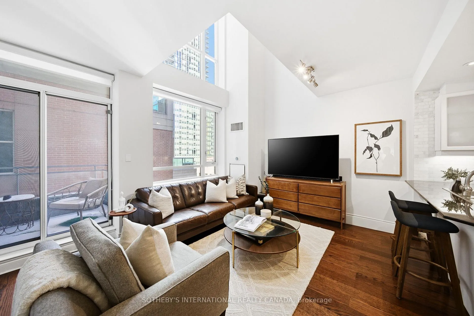 Photo 10 of Unit 1507, 80 Cumberland Street, Toronto, The Annex — HOMEH