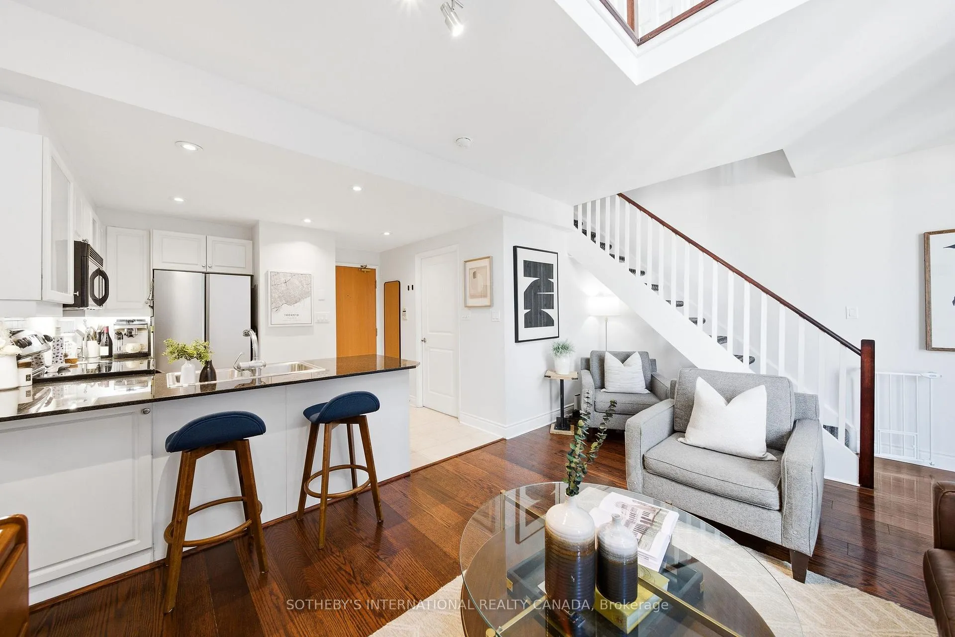 Photo 13 of Unit 1507, 80 Cumberland Street, Toronto, The Annex — HOMEH