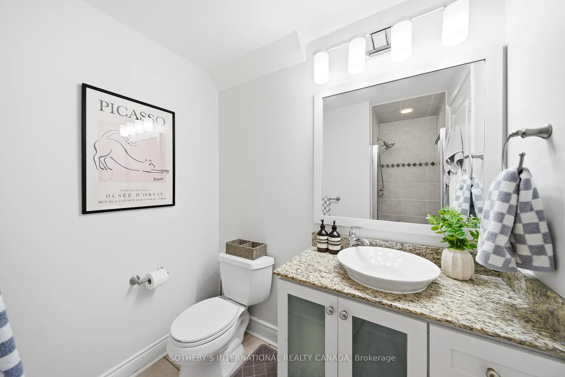 Photo 15 of Unit 1507, 80 Cumberland Street, Toronto, The Annex — HOMEH