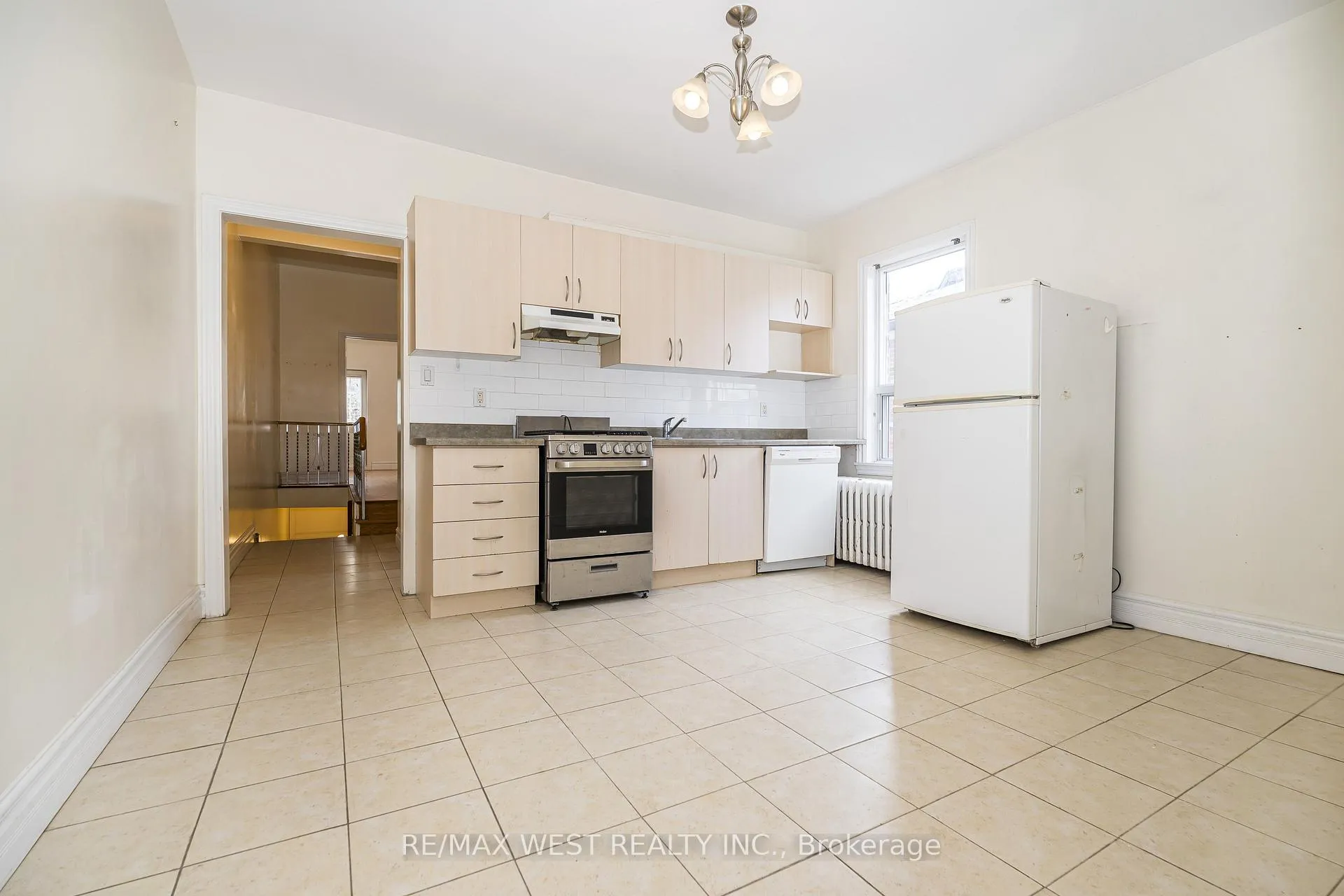 Photo 15 of 404 Manning Avenue, Toronto, Palmerston-Little Italy — HOMEH