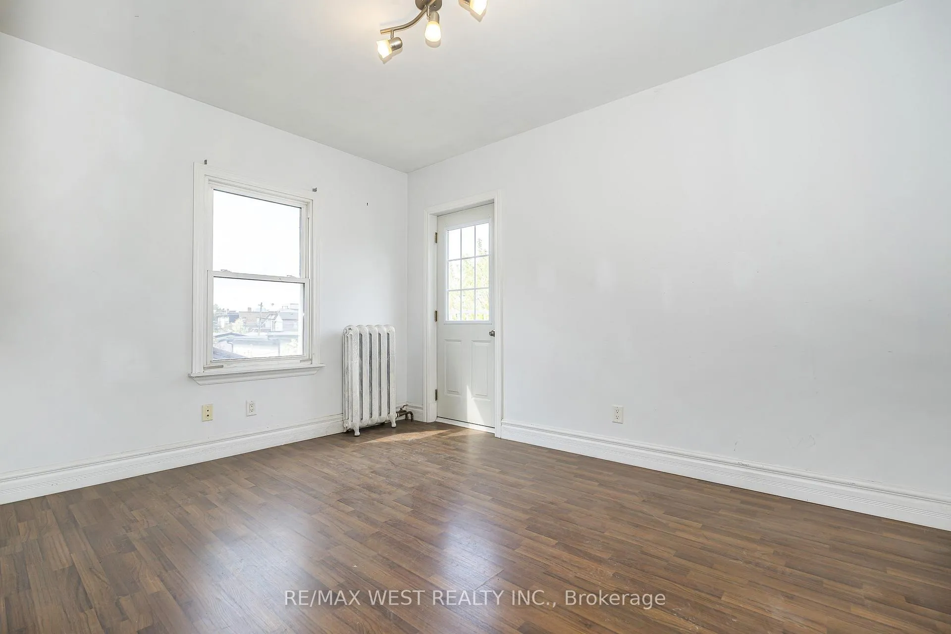 Photo 17 of 404 Manning Avenue, Toronto, Palmerston-Little Italy — HOMEH