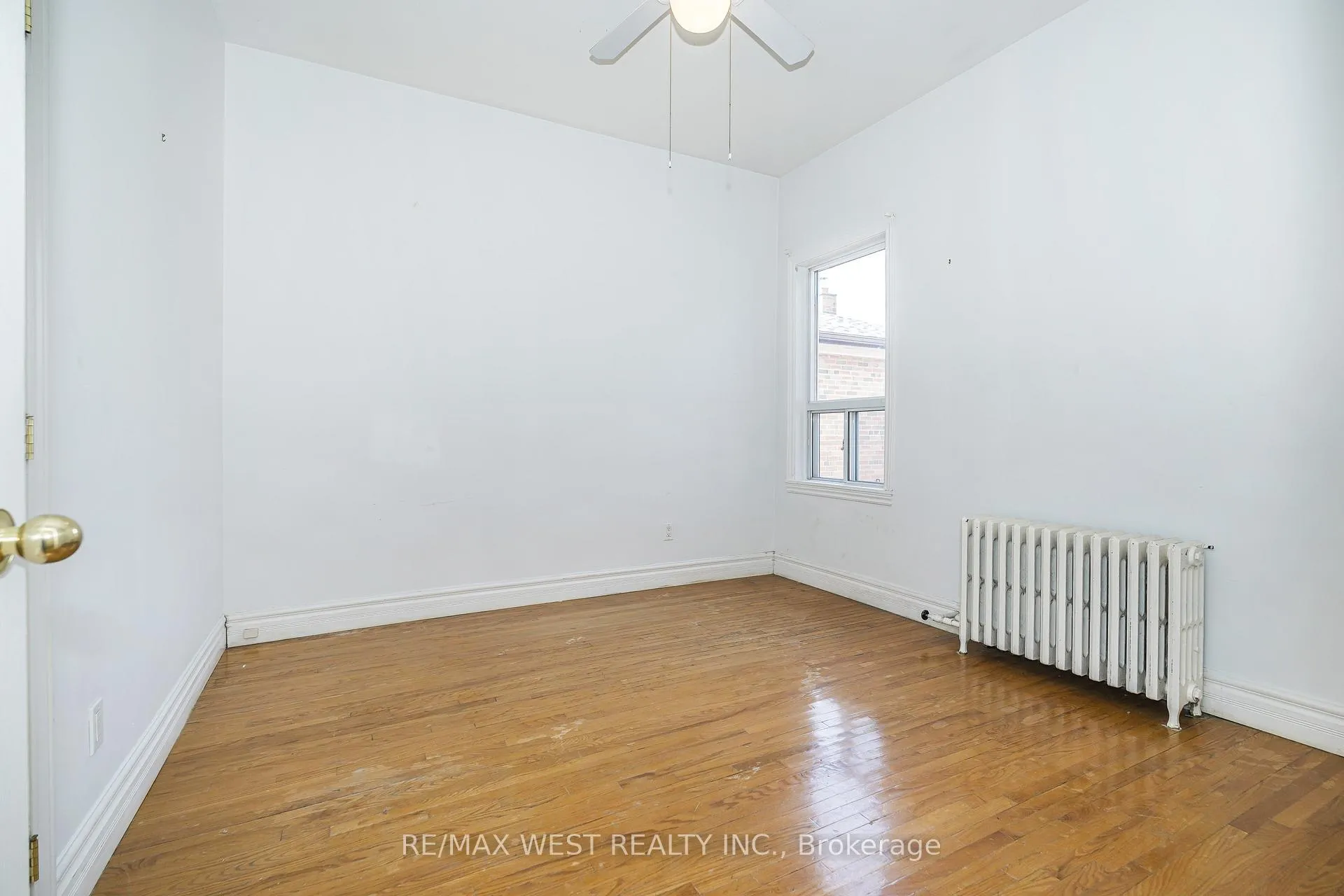 Photo 20 of 404 Manning Avenue, Toronto, Palmerston-Little Italy — HOMEH