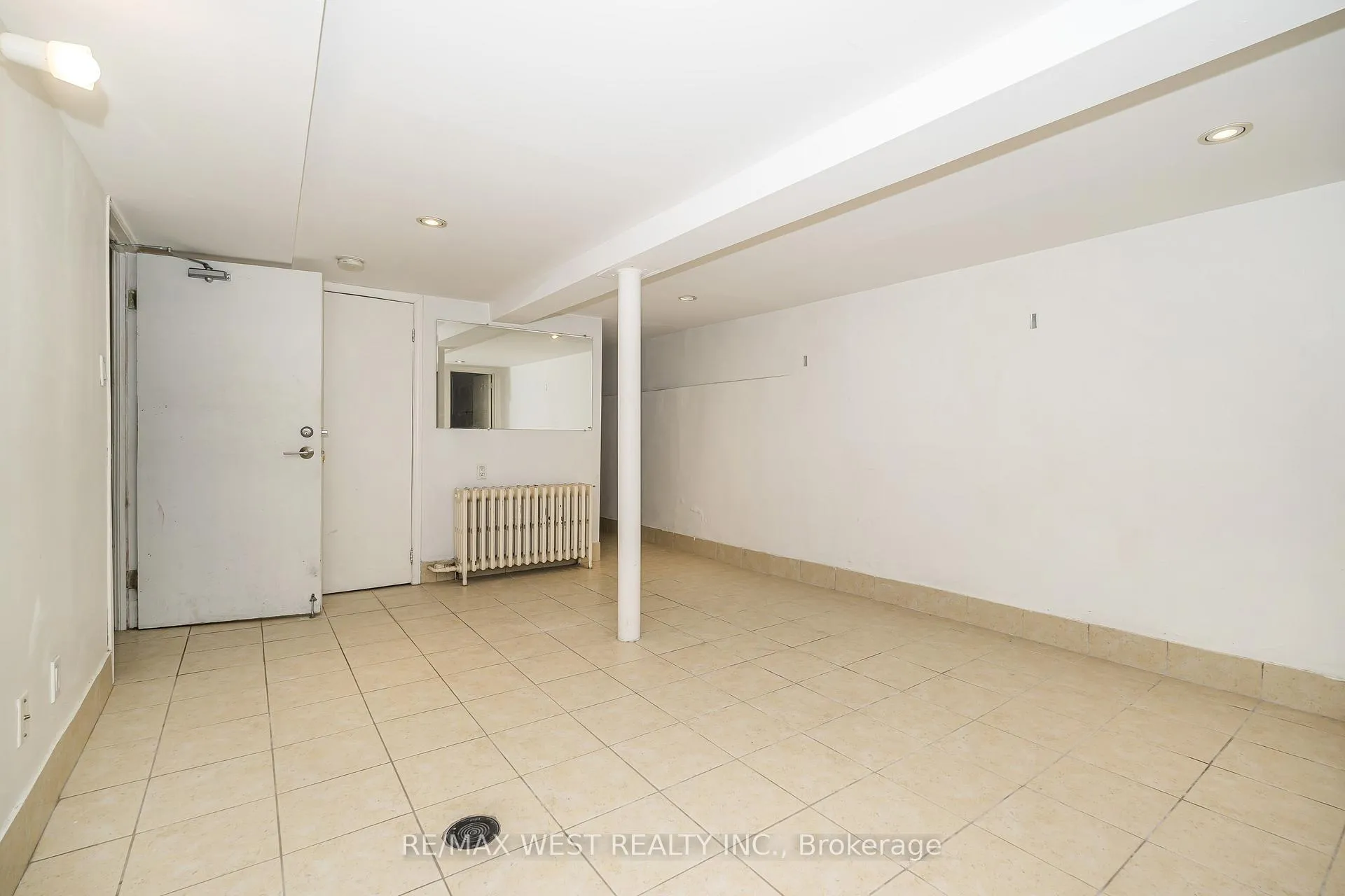 Photo 31 of 404 Manning Avenue, Toronto, Palmerston-Little Italy — HOMEH
