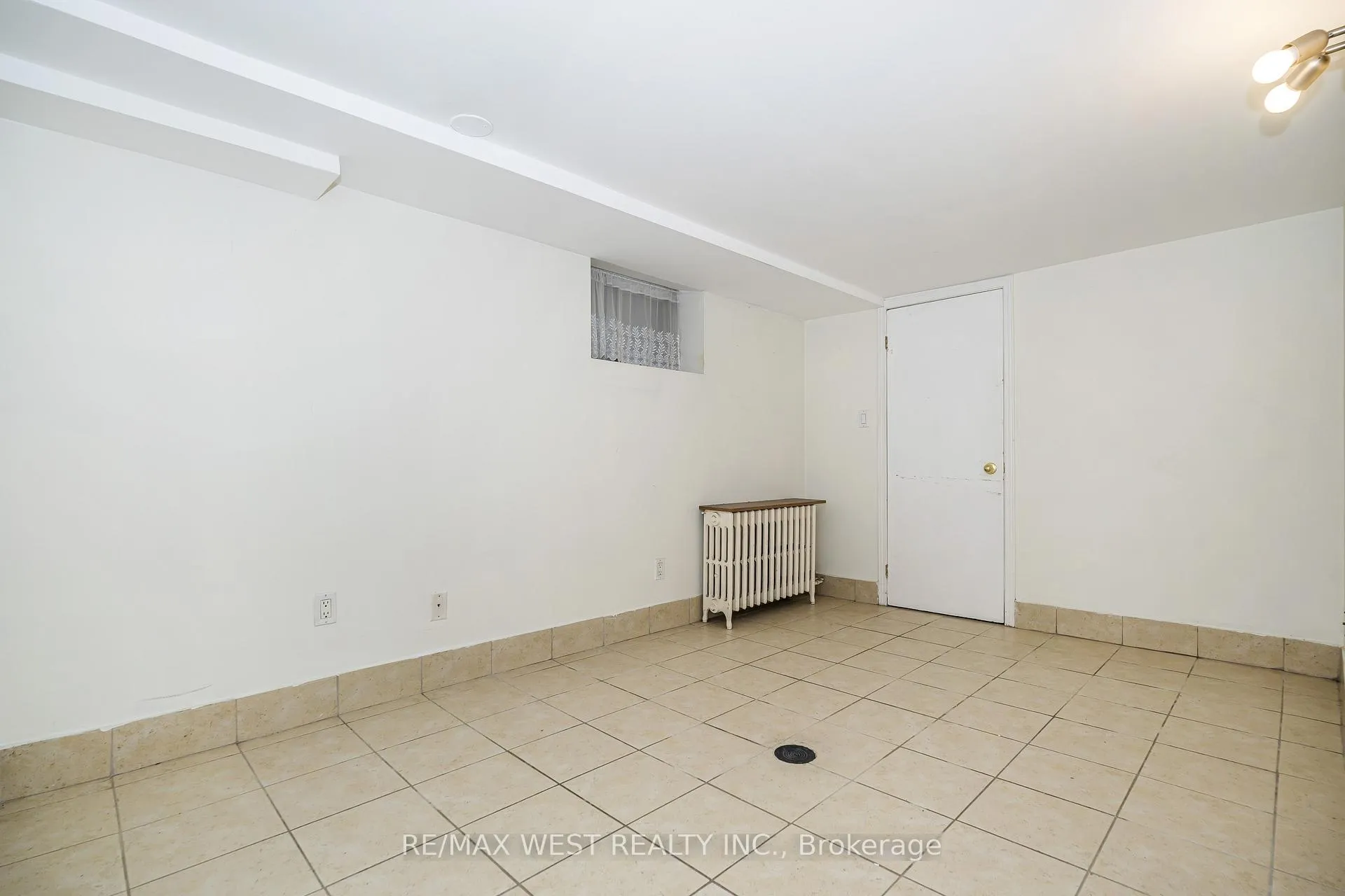 Photo 34 of 404 Manning Avenue, Toronto, Palmerston-Little Italy — HOMEH