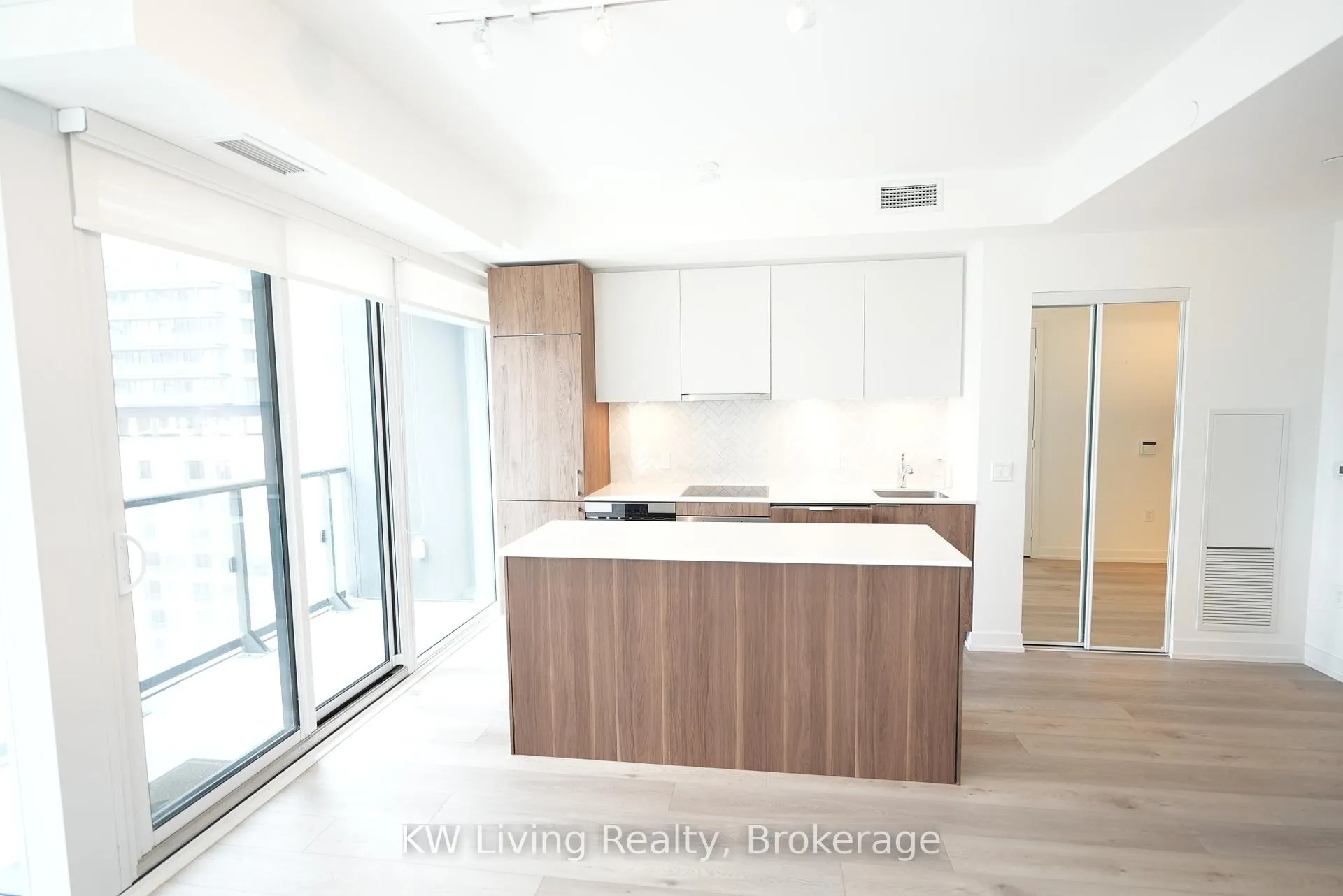 Photo 1 of Unit 1213, 158 Front Street E, Toronto, Moss Park — HOMEH