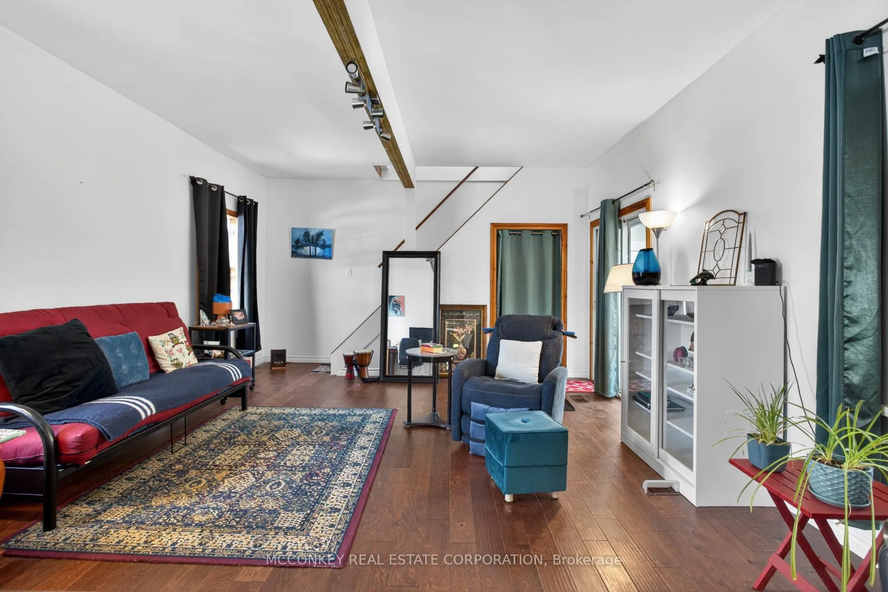 Photo 11 of 10 Regent Street, Selwyn — HOMEH
