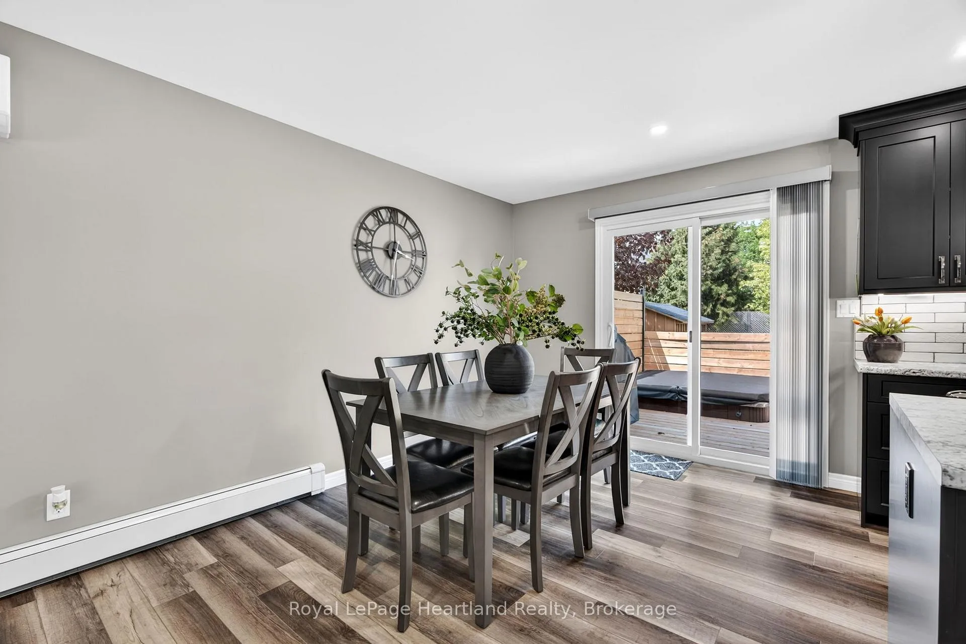Photo 13 of 167 Quebec Street, West Perth, Mitchell — HOMEH