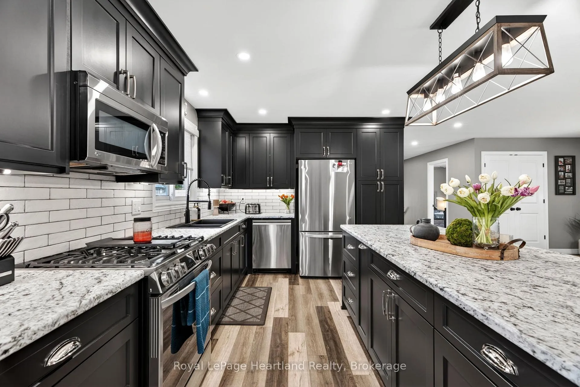 Photo 14 of 167 Quebec Street, West Perth, Mitchell — HOMEH