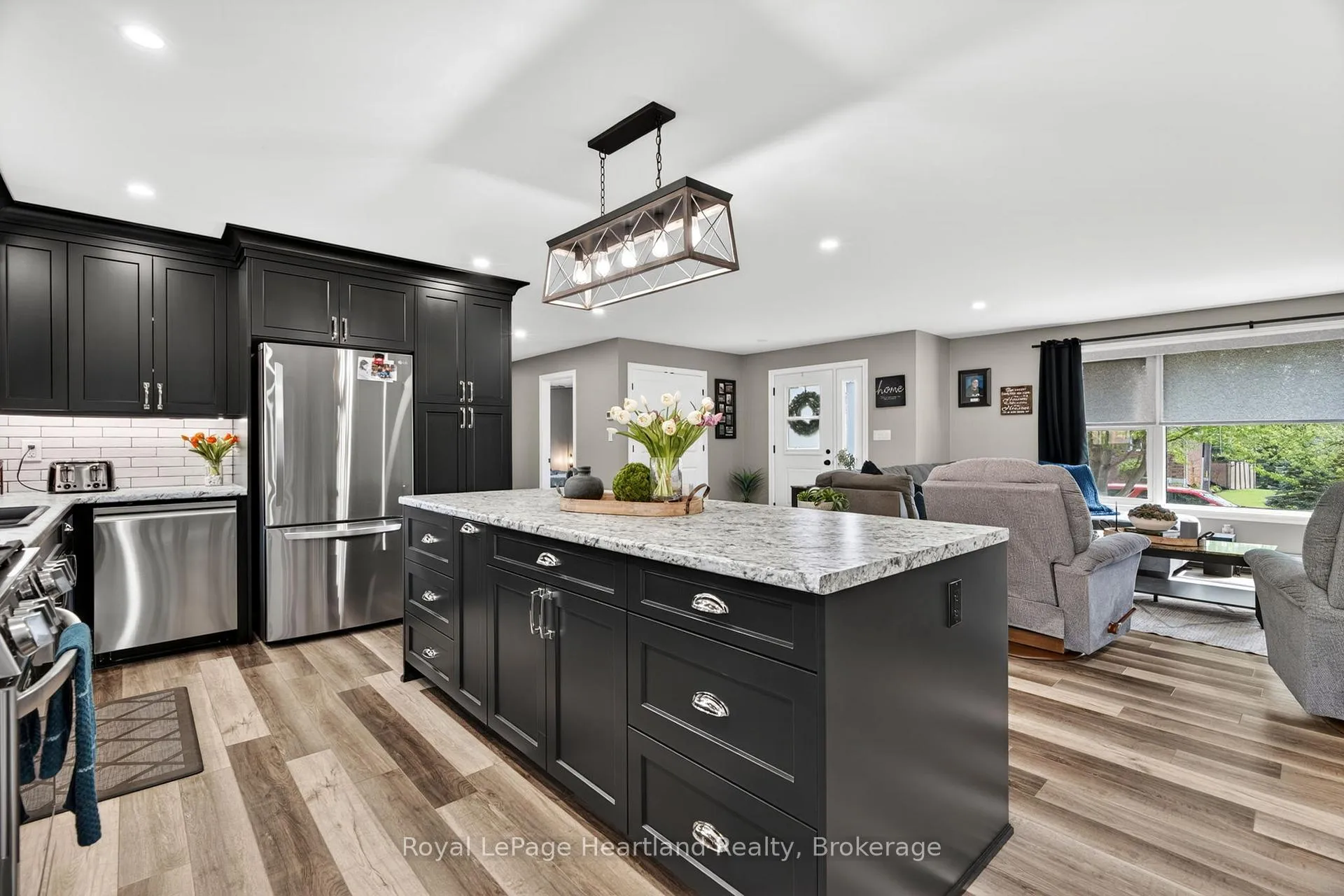Photo 15 of 167 Quebec Street, West Perth, Mitchell — HOMEH