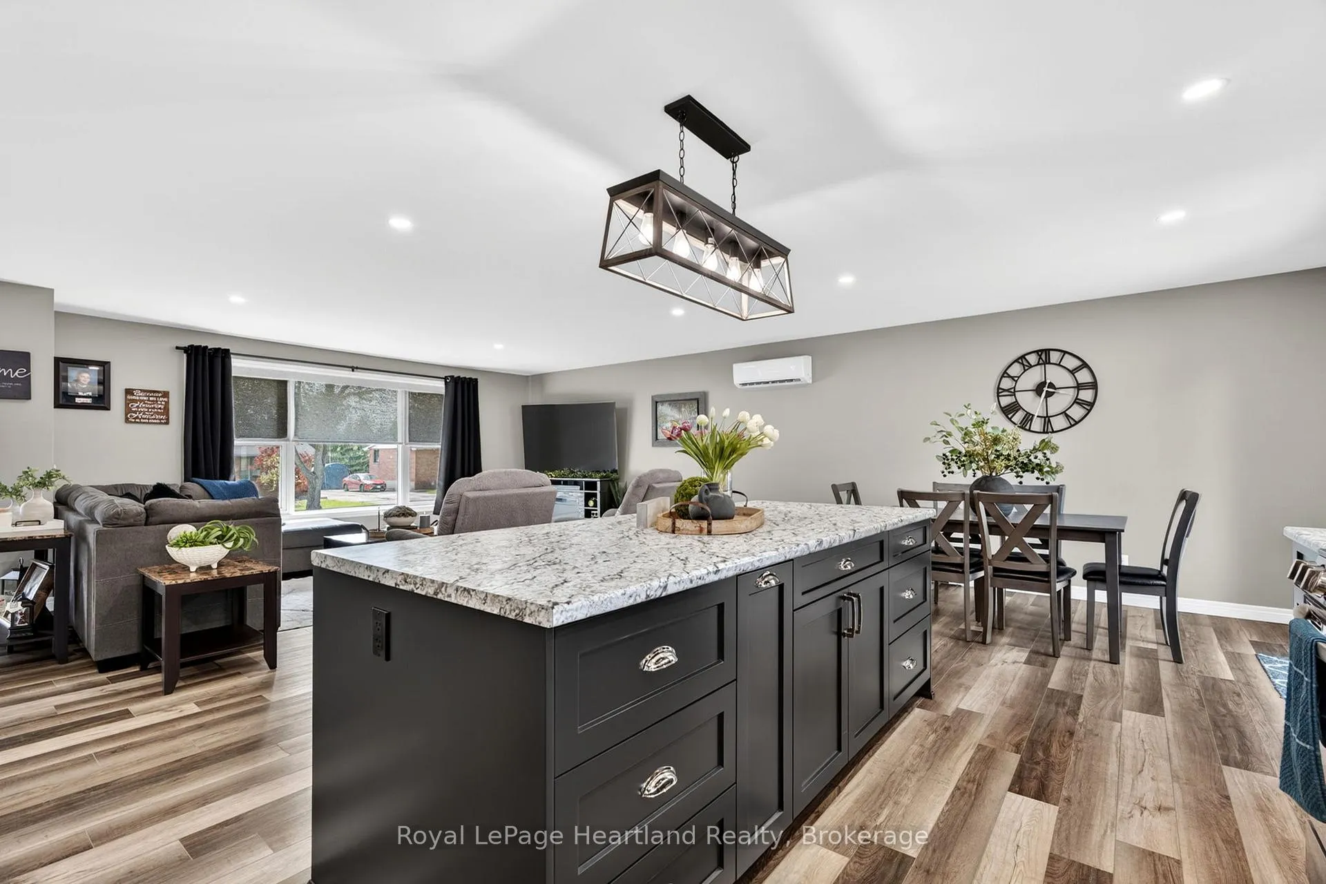 Photo 16 of 167 Quebec Street, West Perth, Mitchell — HOMEH