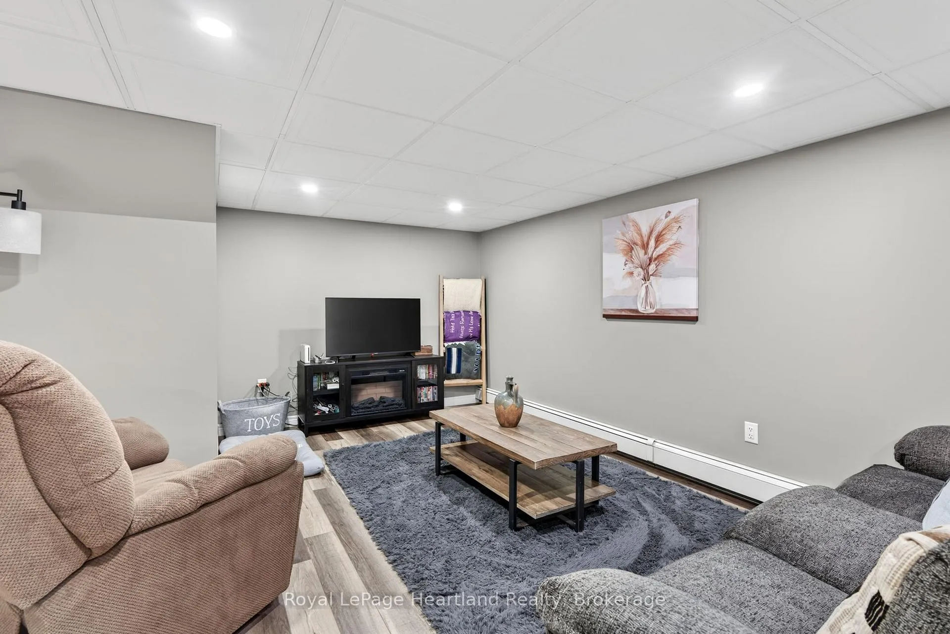 Photo 28 of 167 Quebec Street, West Perth, Mitchell — HOMEH