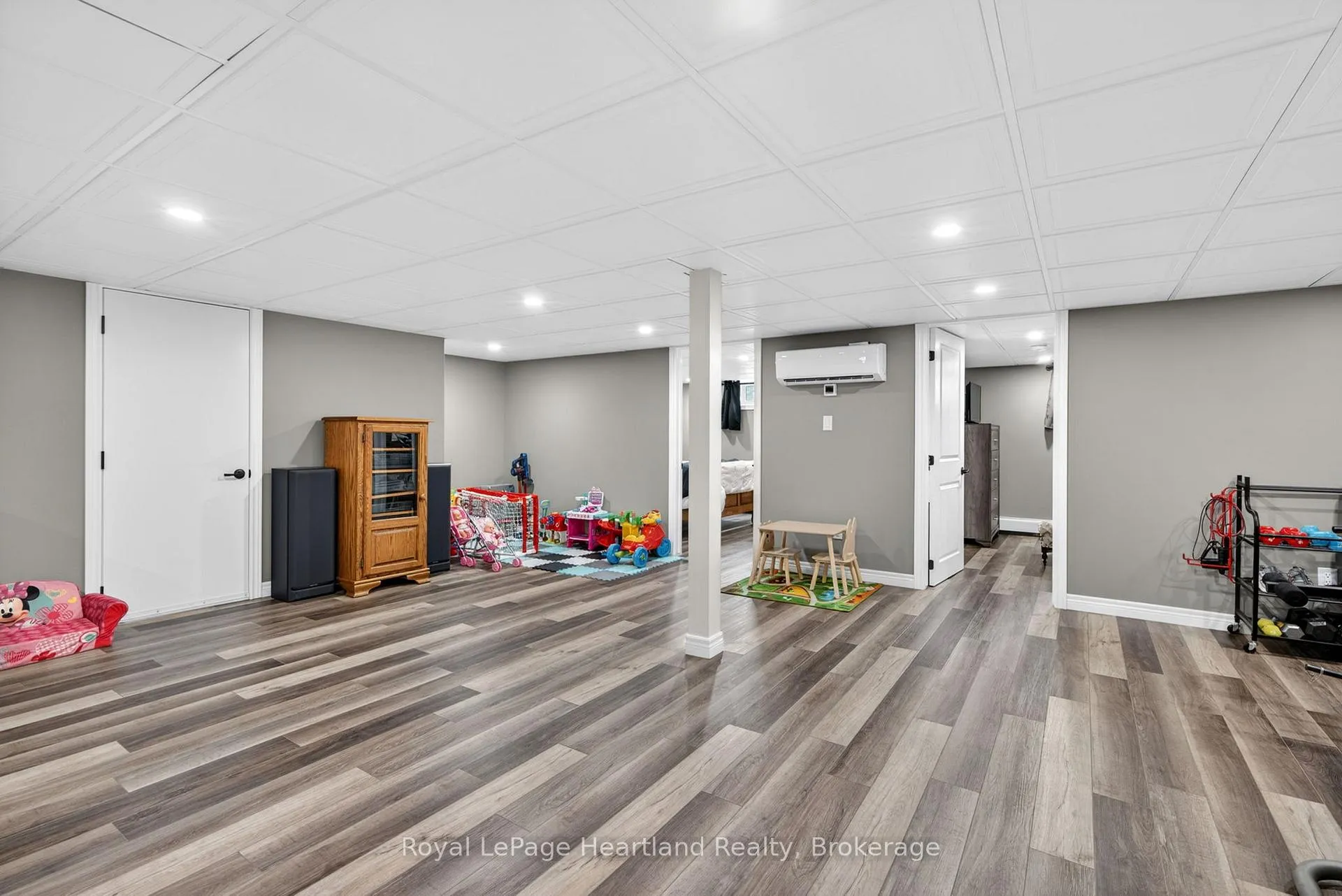 Photo 31 of 167 Quebec Street, West Perth, Mitchell — HOMEH