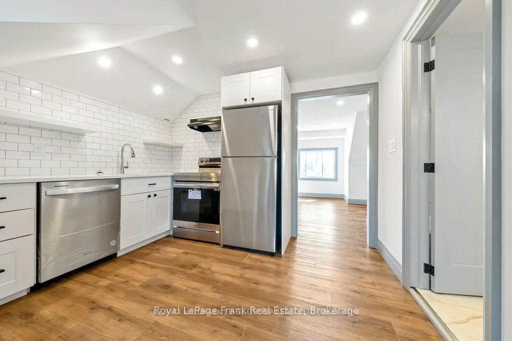 Photo 7 of Unit 3rd Flr, 622 Simcoe Street N, Oshawa, O'Neill — HOMEH