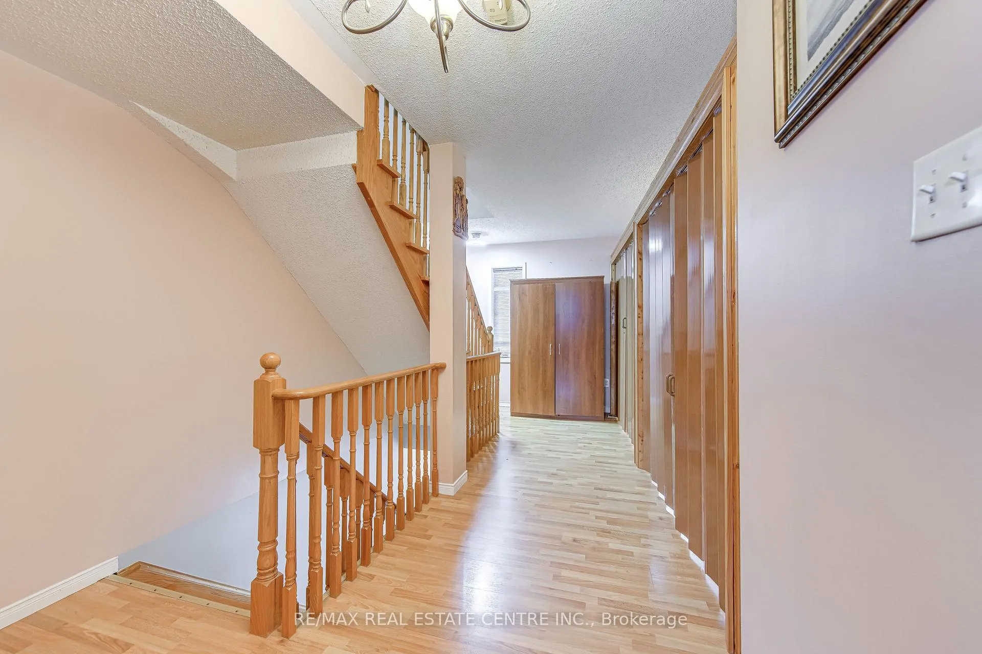 Photo 10 of 2080 St Clair Avenue W, Toronto, Junction Area — HOMEH