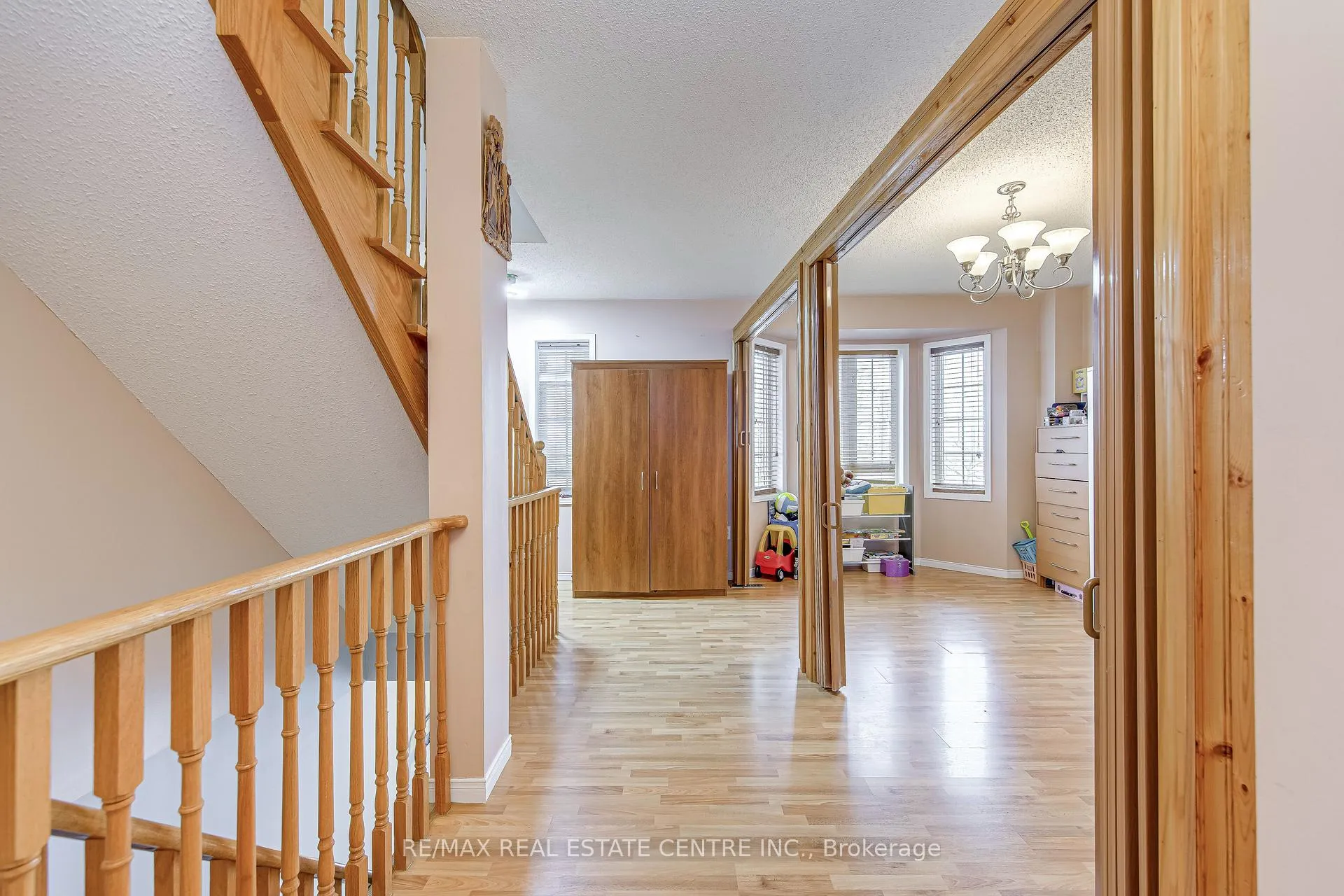 Photo 11 of 2080 St Clair Avenue W, Toronto, Junction Area — HOMEH