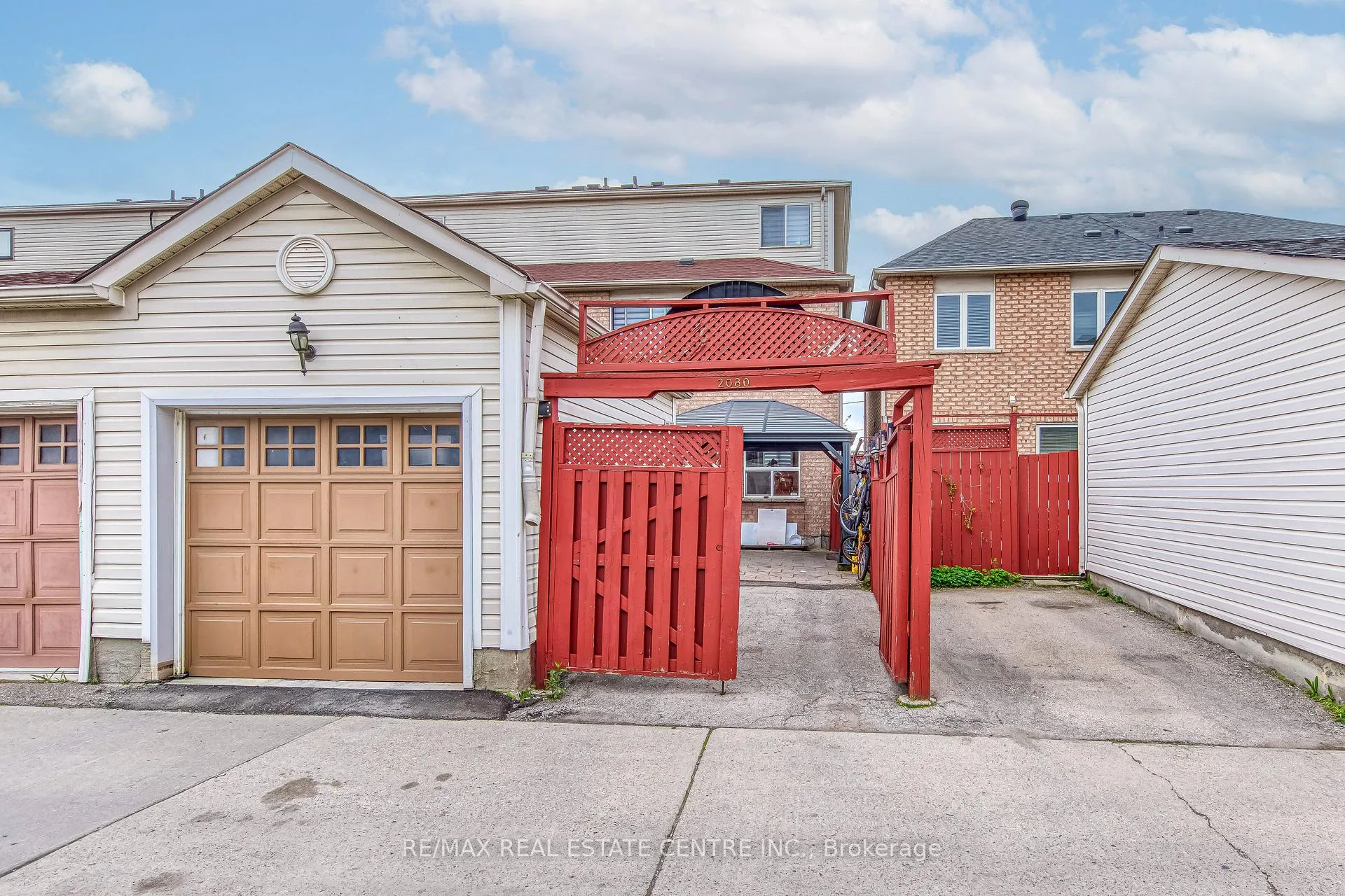 Photo 32 of 2080 St Clair Avenue W, Toronto, Junction Area — HOMEH
