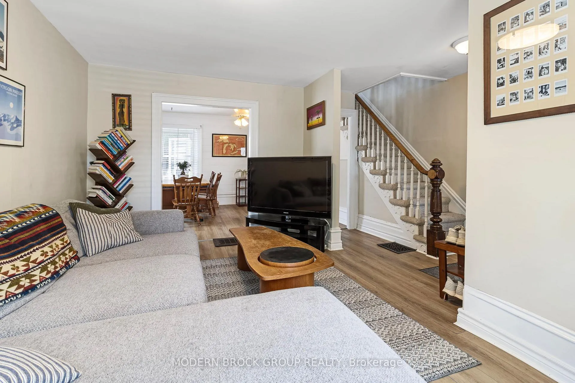 Photo 8 of 129 James Street E, Brockville — HOMEH