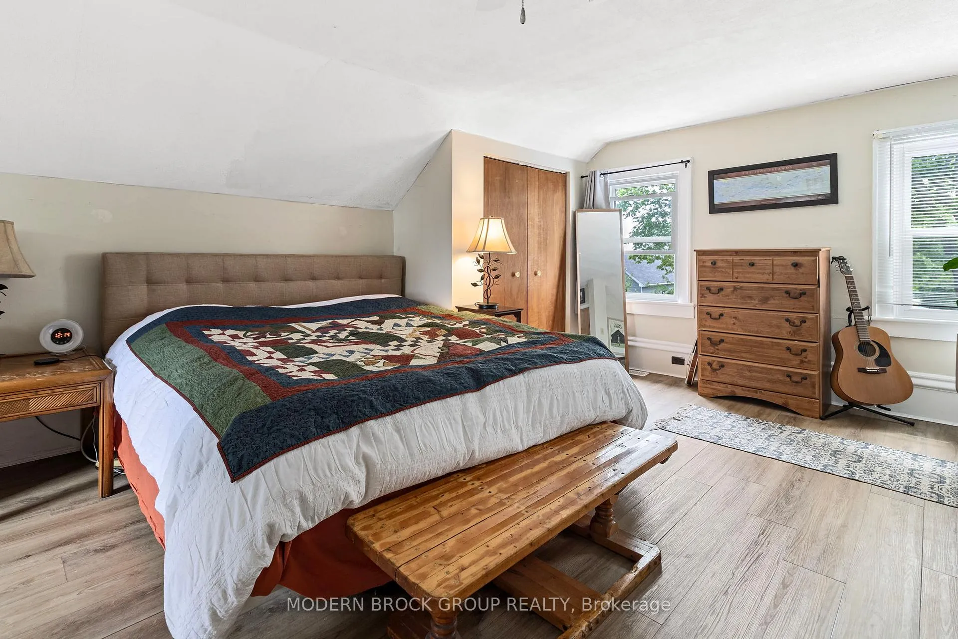 Photo 28 of 129 James Street E, Brockville — HOMEH