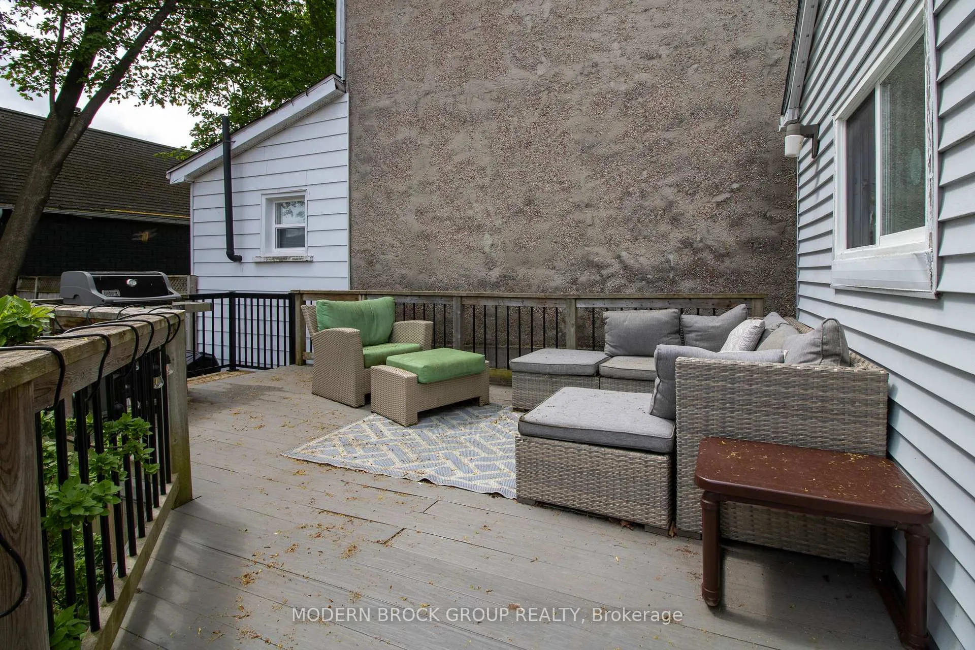 Photo 36 of 129 James Street E, Brockville — HOMEH