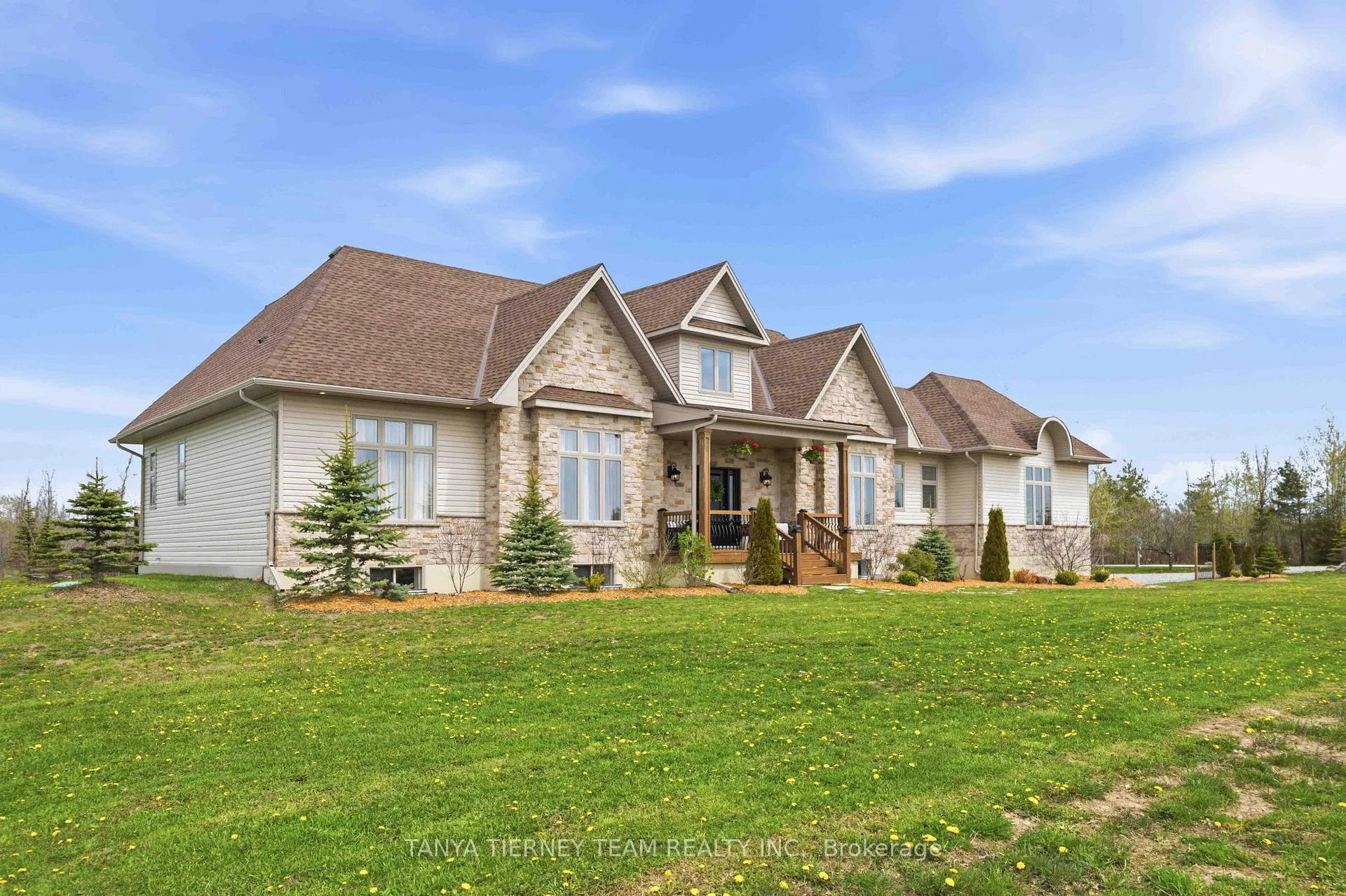 Front of 2640 Concession 8 Road