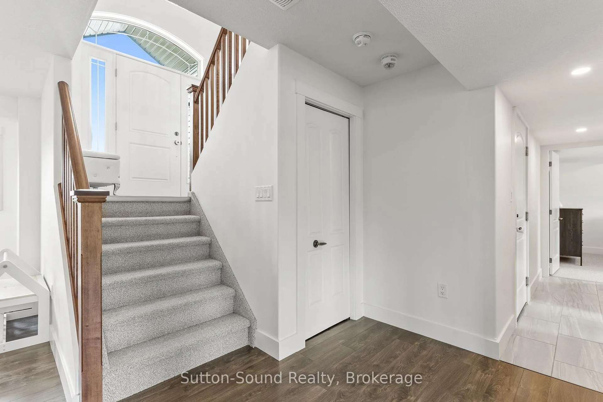Photo 27 of 111 Donway Drive, Chatsworth — HOMEH