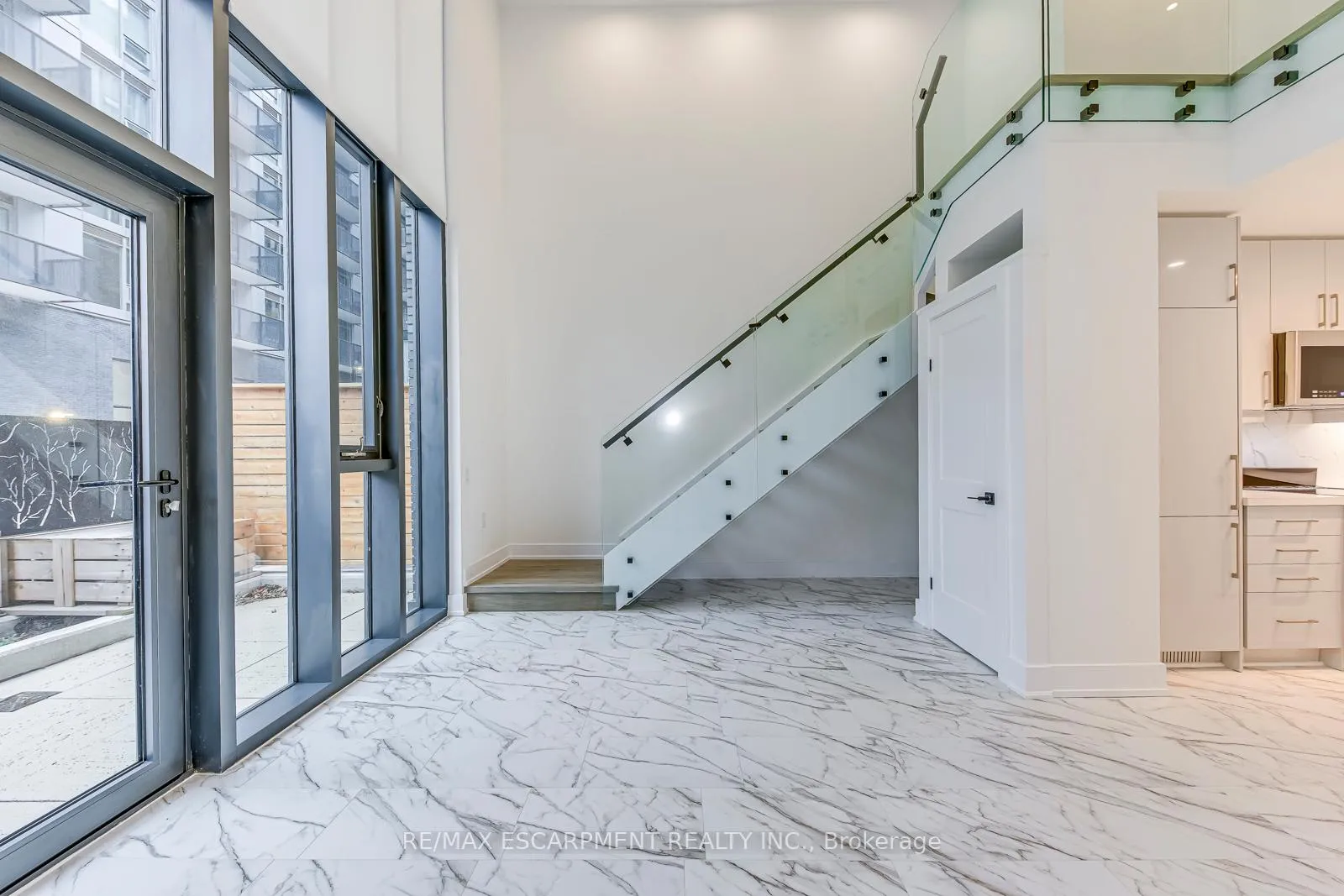 Photo 18 of Unit 112, 2450 Old Bronte Road, Oakville, Westmount — HOMEH