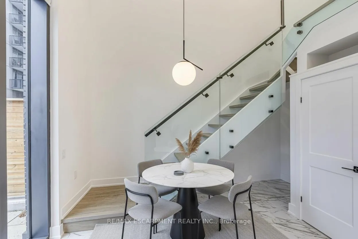Photo 20 of Unit 112, 2450 Old Bronte Road, Oakville, Westmount — HOMEH