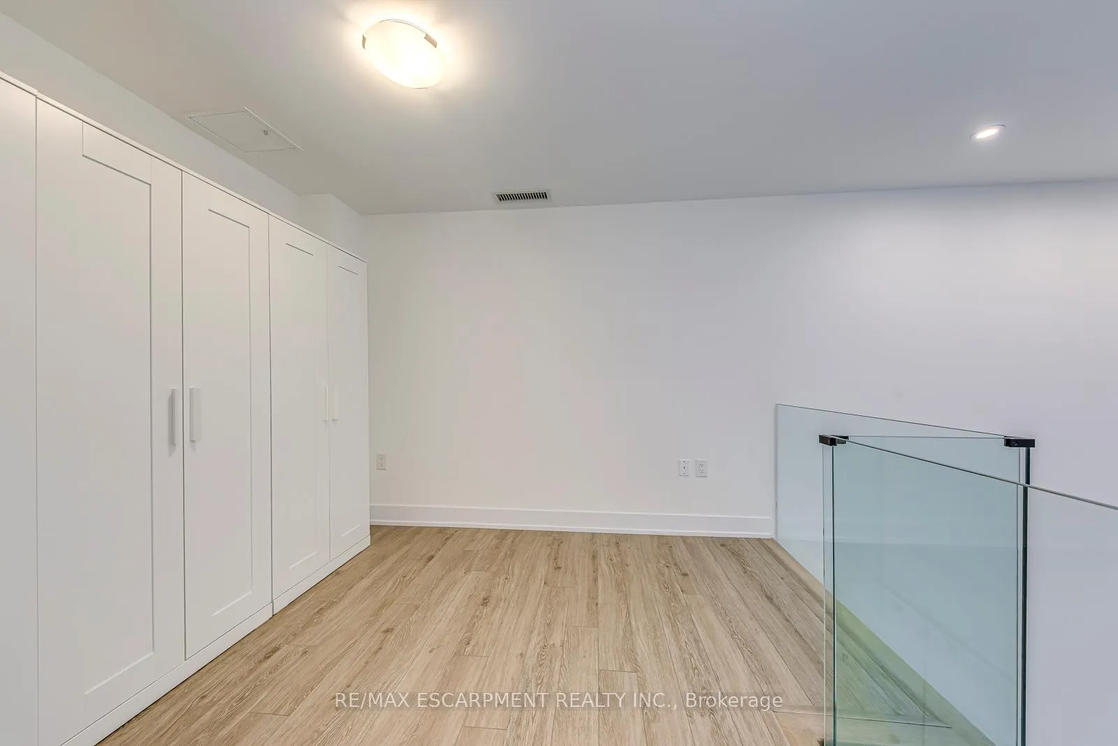 Photo 22 of Unit 112, 2450 Old Bronte Road, Oakville, Westmount — HOMEH